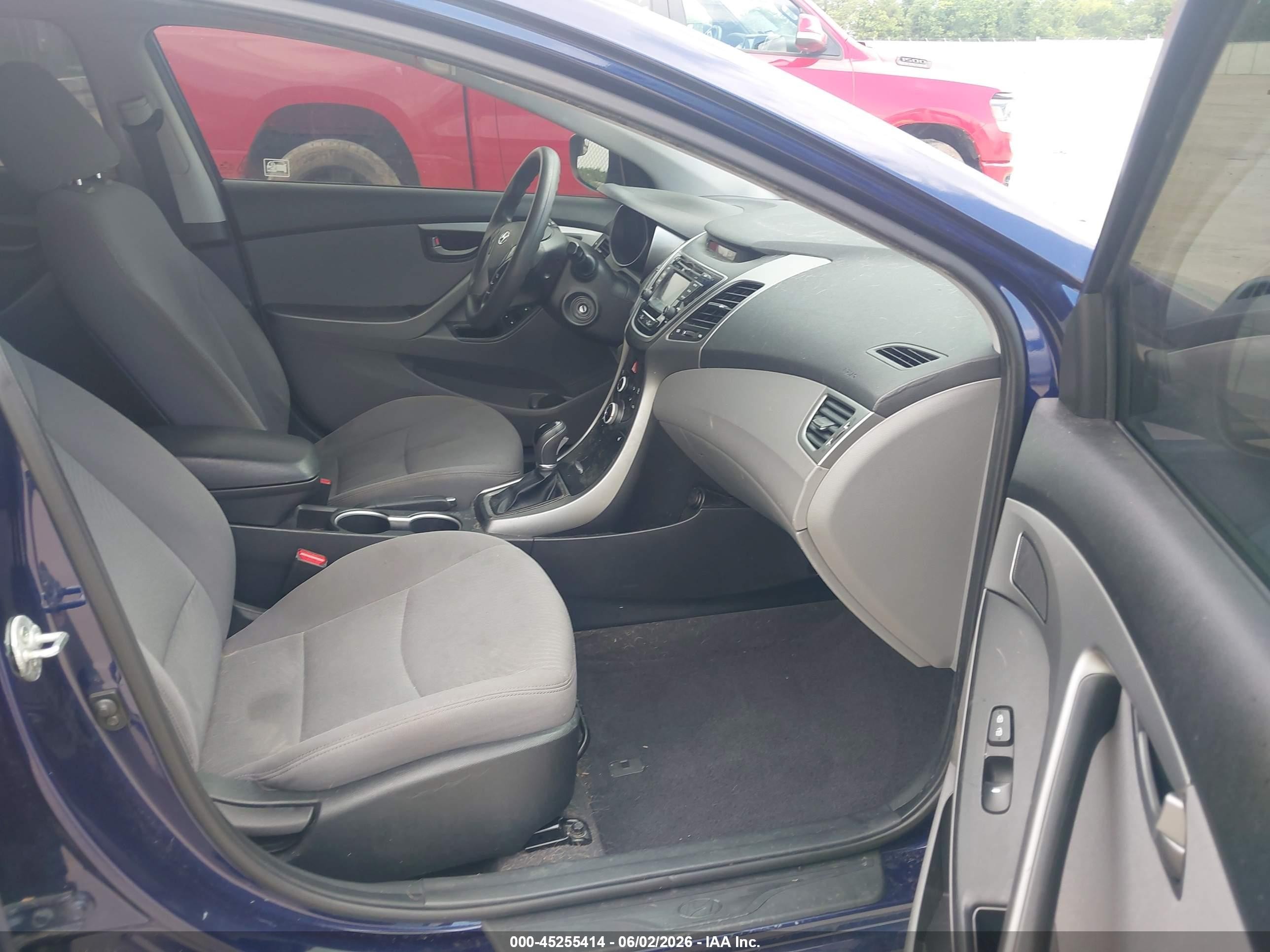 2014 Hyundai Elantra Se Blue vin: 5NPDH4AE8EH486546
