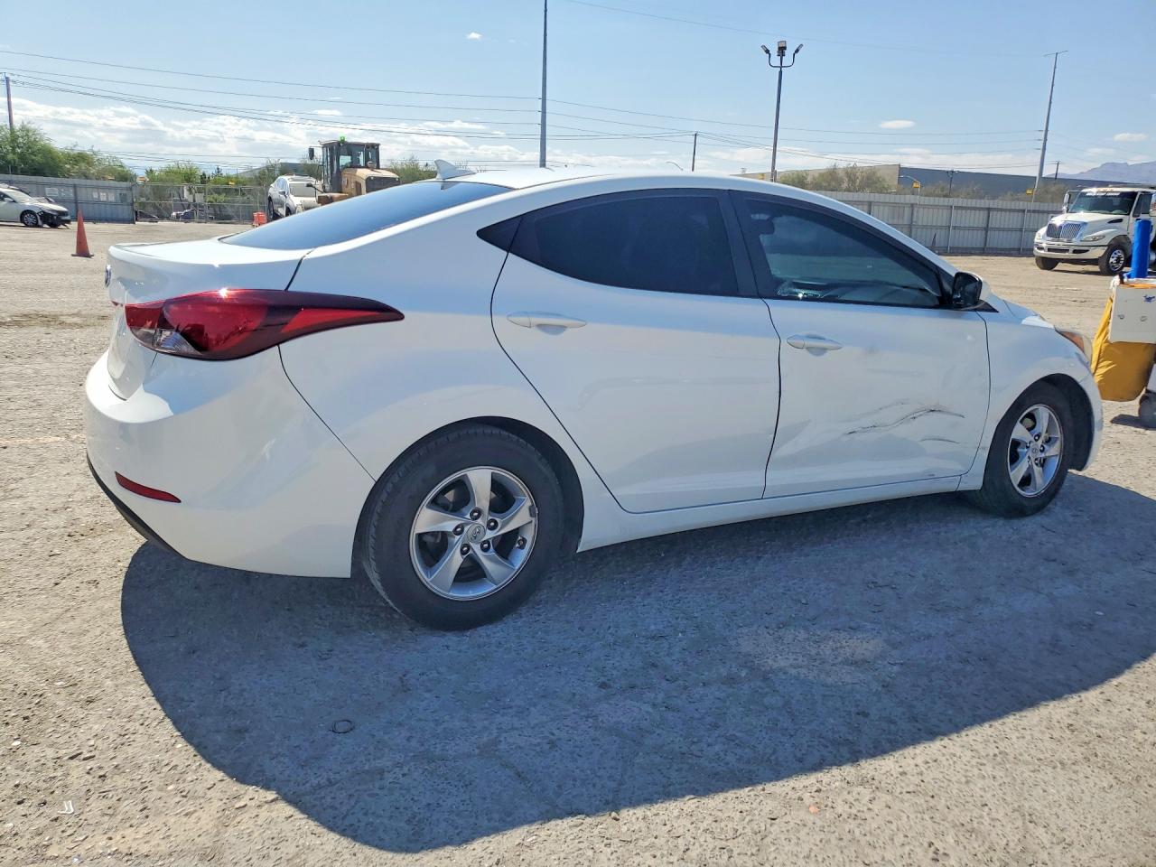 2014 Hyundai Elantra Se Белый vin: 5NPDH4AE8EH500543