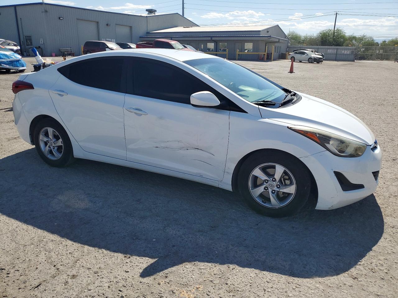 2014 Hyundai Elantra Se Белый vin: 5NPDH4AE8EH500543