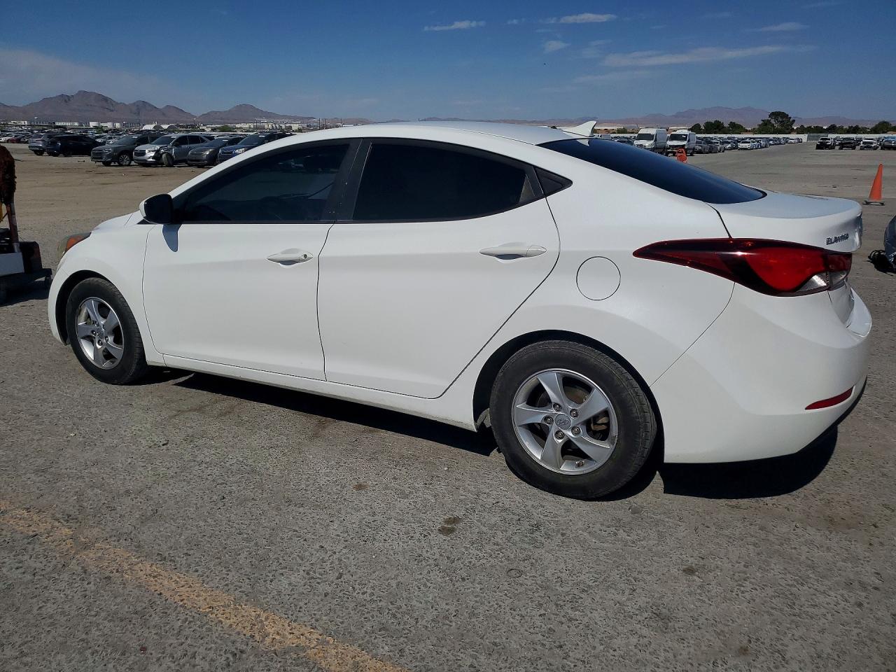 2014 Hyundai Elantra Se Белый vin: 5NPDH4AE8EH500543