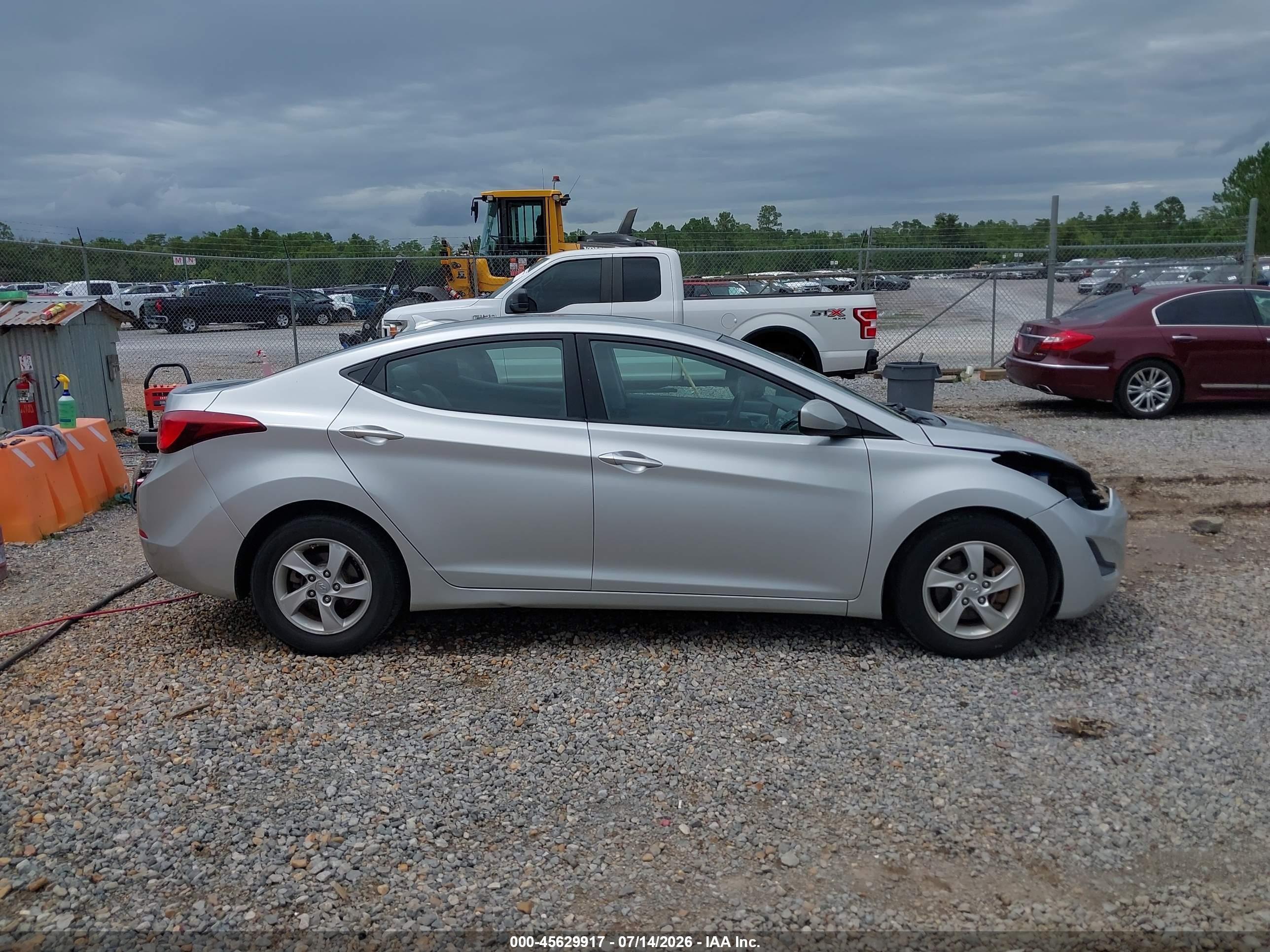 2014 Hyundai Elantra Se Silver vin: 5NPDH4AE8EH500638