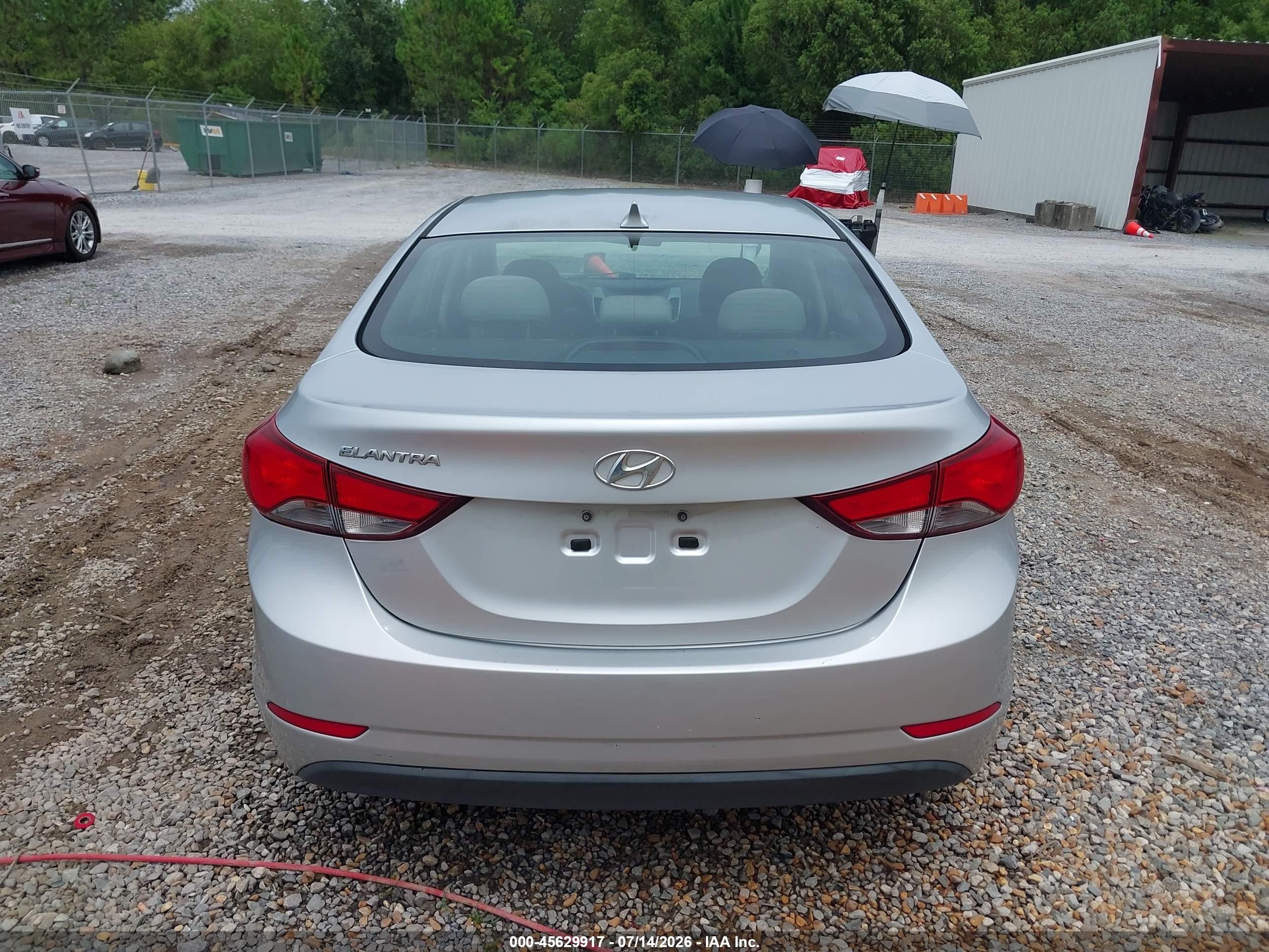 2014 Hyundai Elantra Se Silver vin: 5NPDH4AE8EH500638