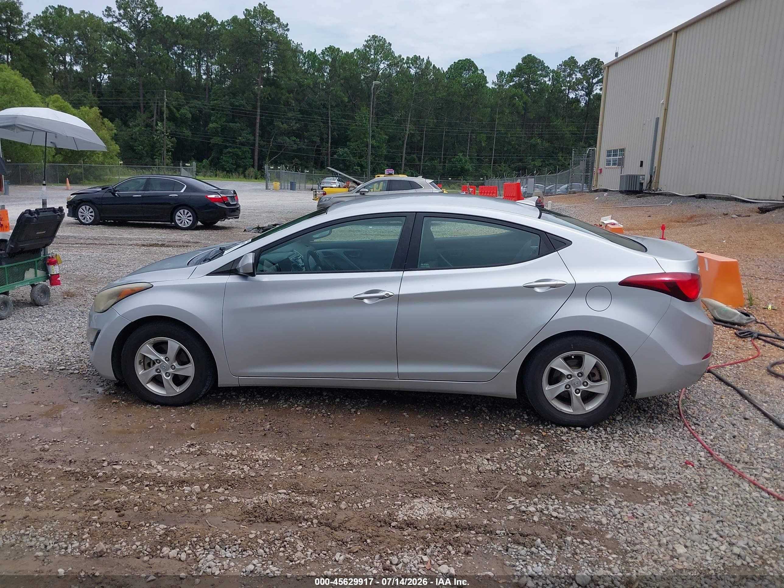 2014 Hyundai Elantra Se Silver vin: 5NPDH4AE8EH500638