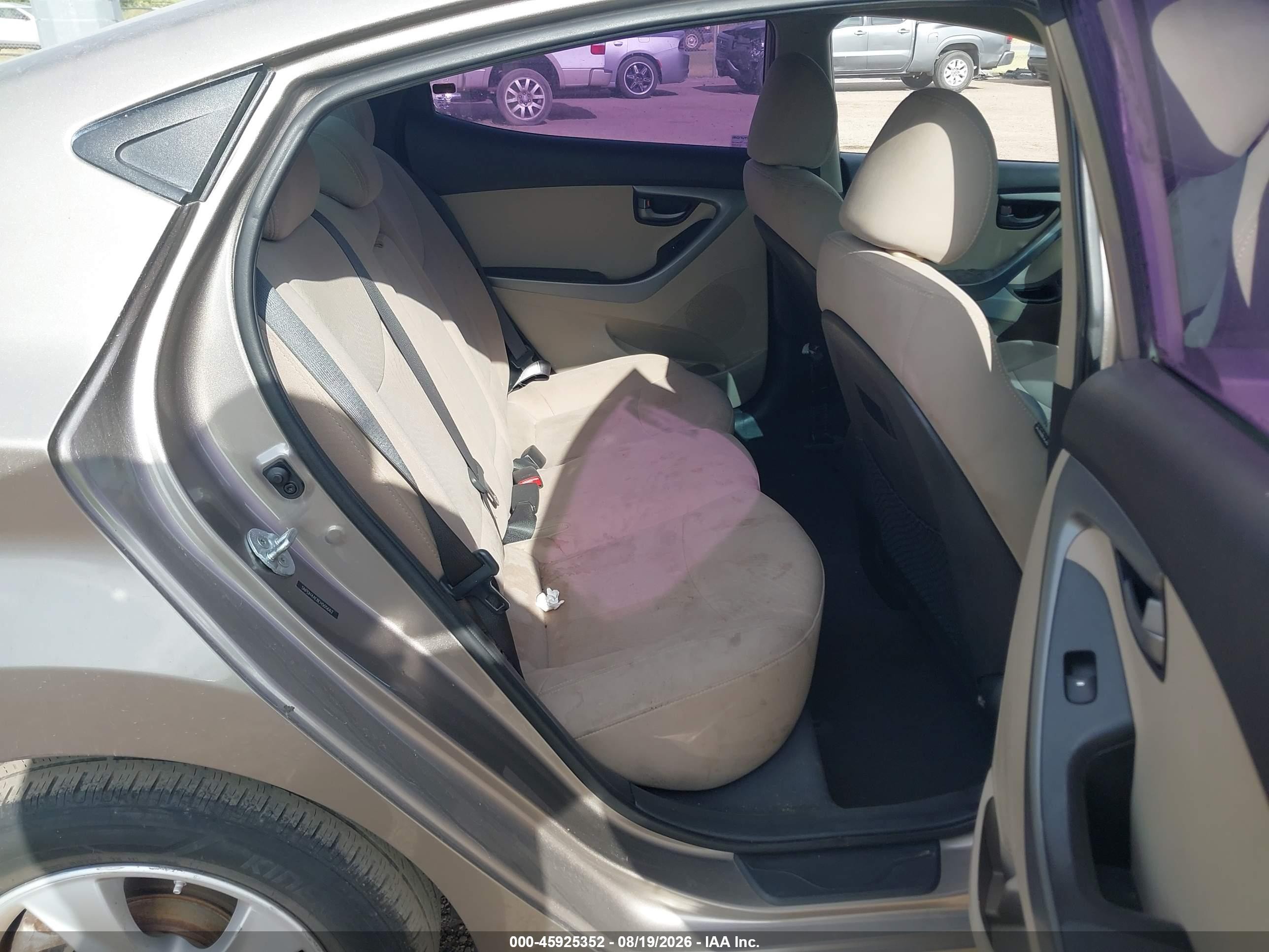 2014 Hyundai Elantra Se Brown vin: 5NPDH4AE8EH505662