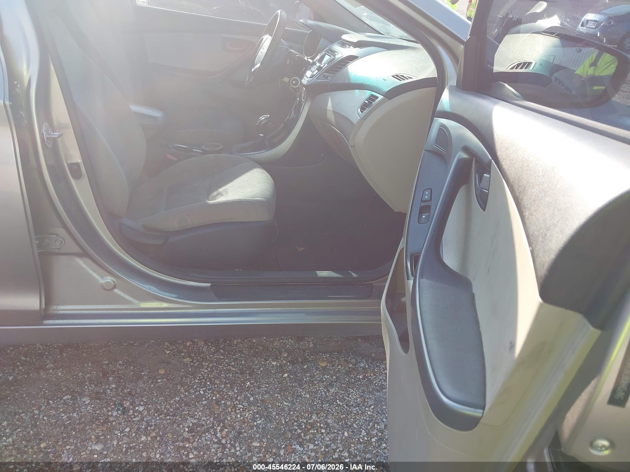 2014 Hyundai Elantra Se Желто-коричневый vin: 5NPDH4AE8EH505693