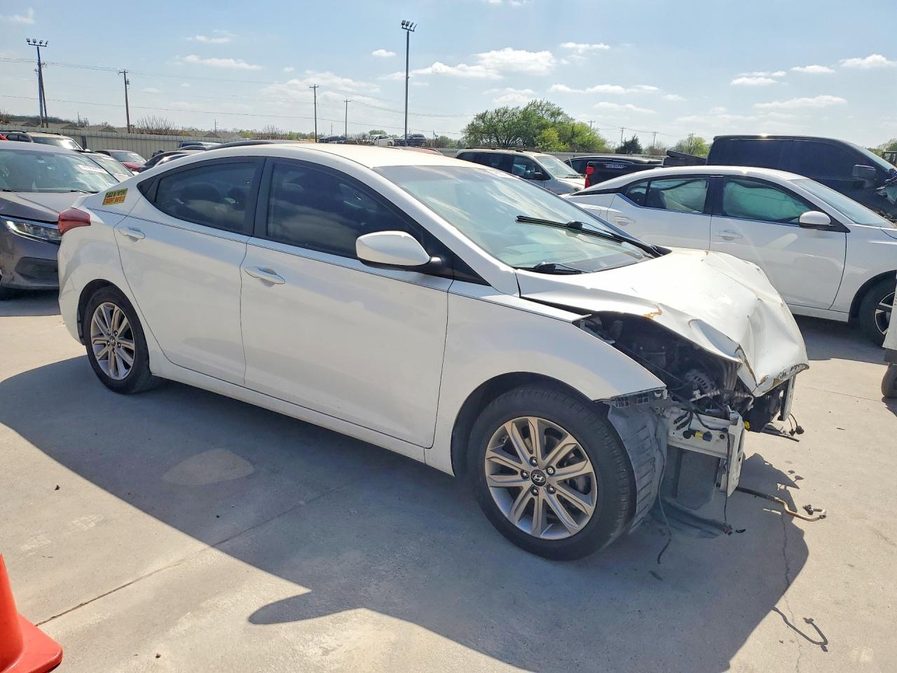 2014 Hyundai Elantra Se White vin: 5NPDH4AE8EH506830