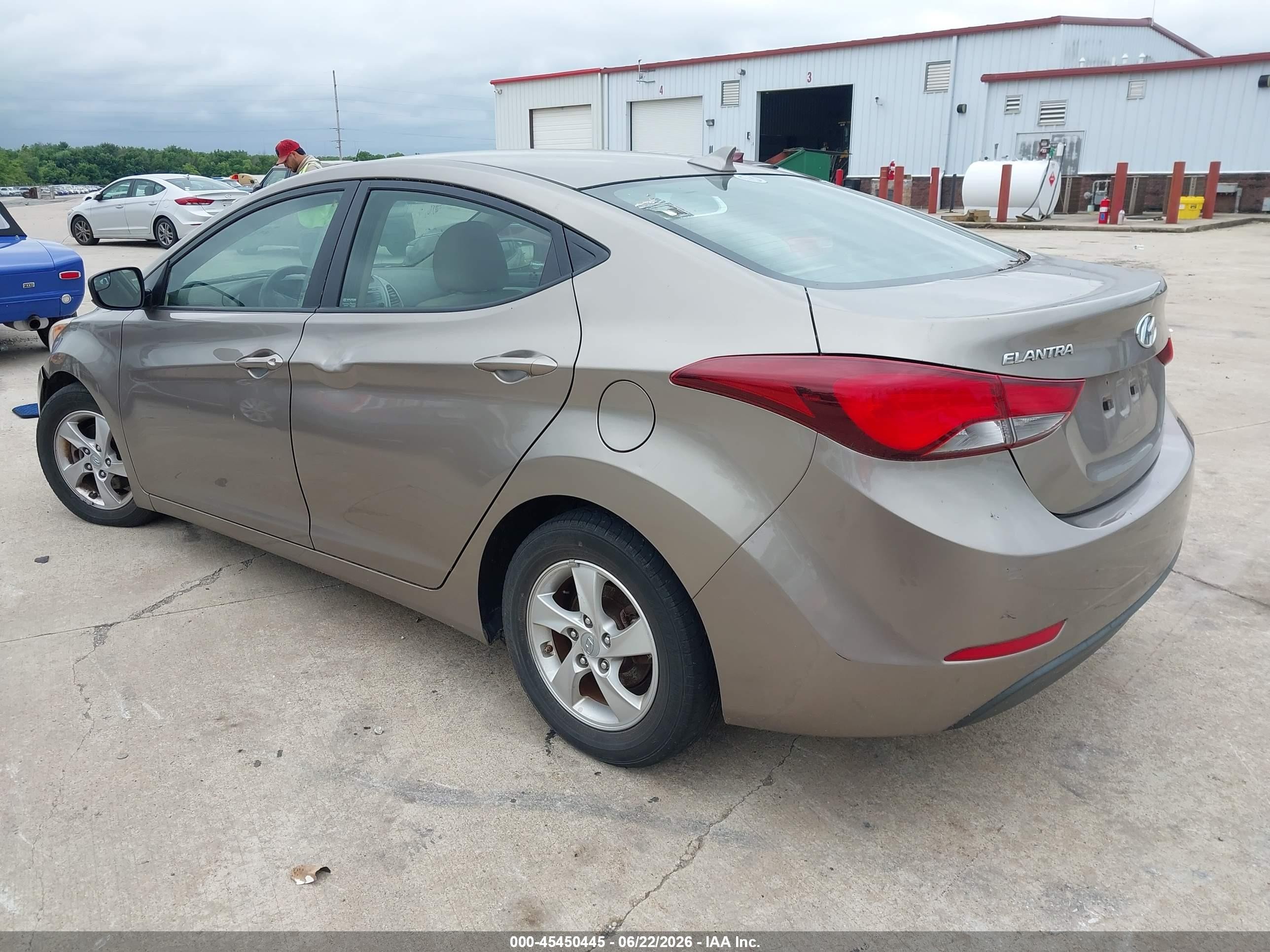 2014 Hyundai Elantra Se Beige vin: 5NPDH4AE8EH512529