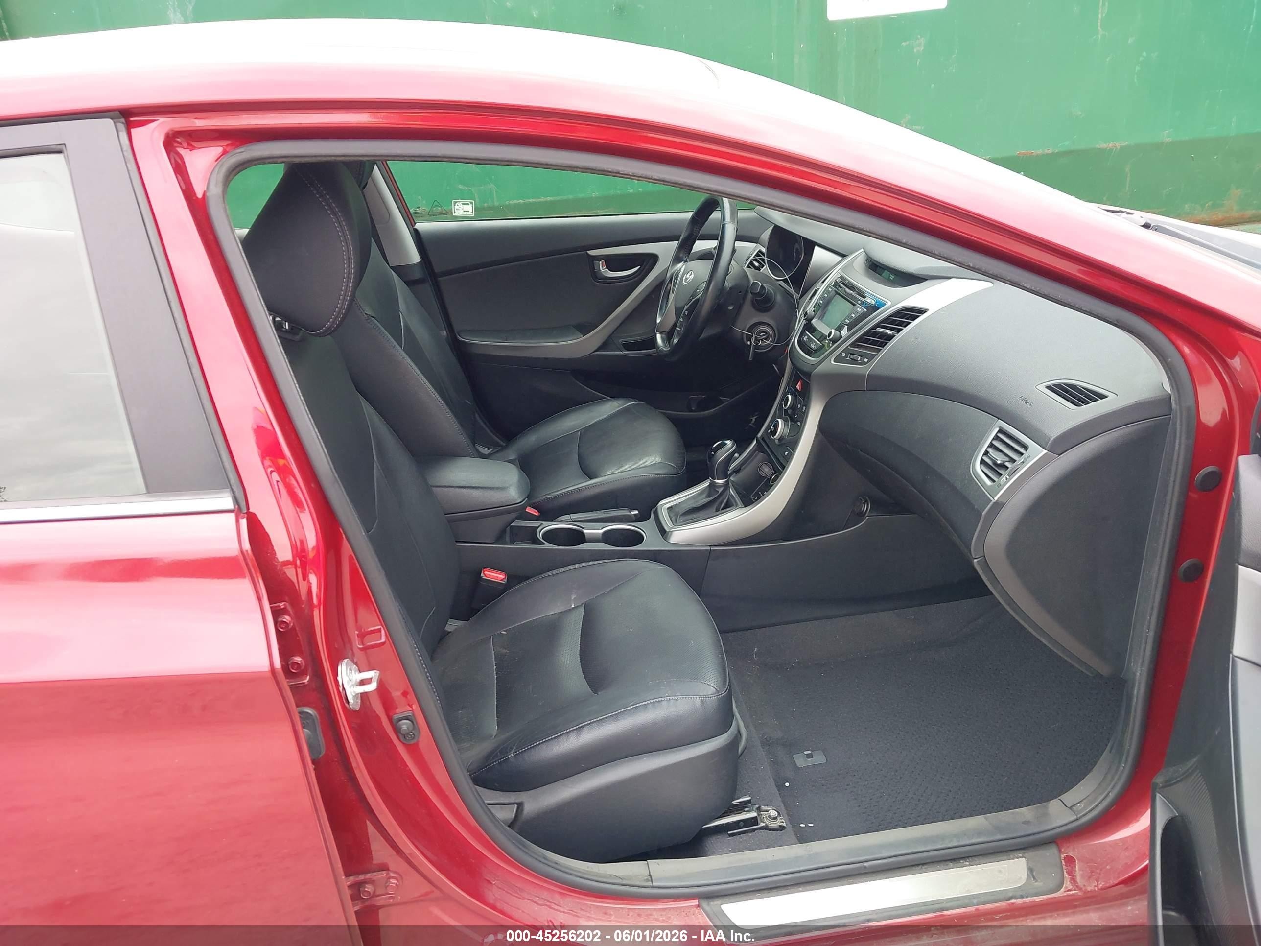2014 Hyundai Elantra Limited Red vin: 5NPDH4AE8EH542310