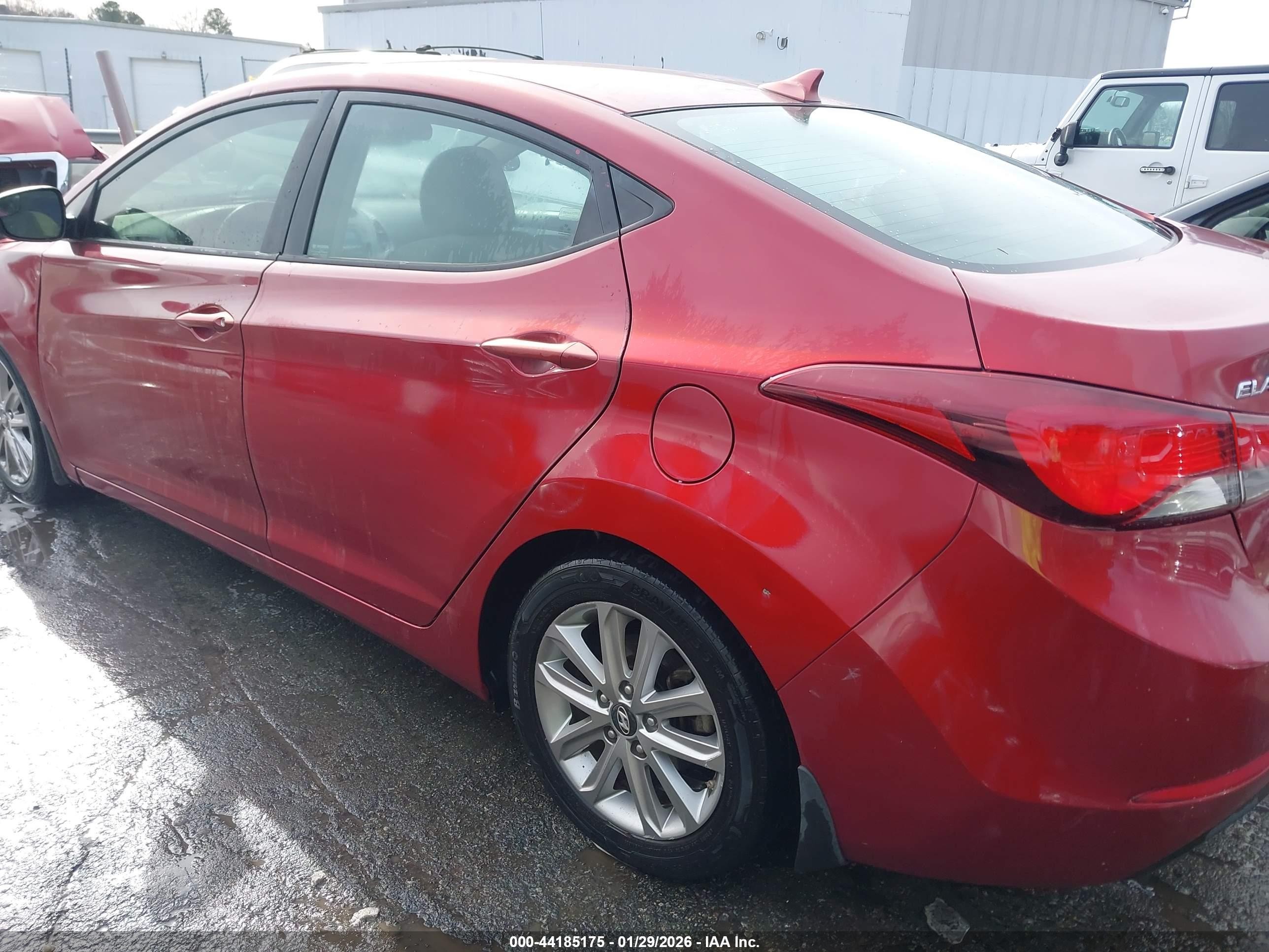 2014 Hyundai Elantra Se Красный vin: 5NPDH4AE8EH543067