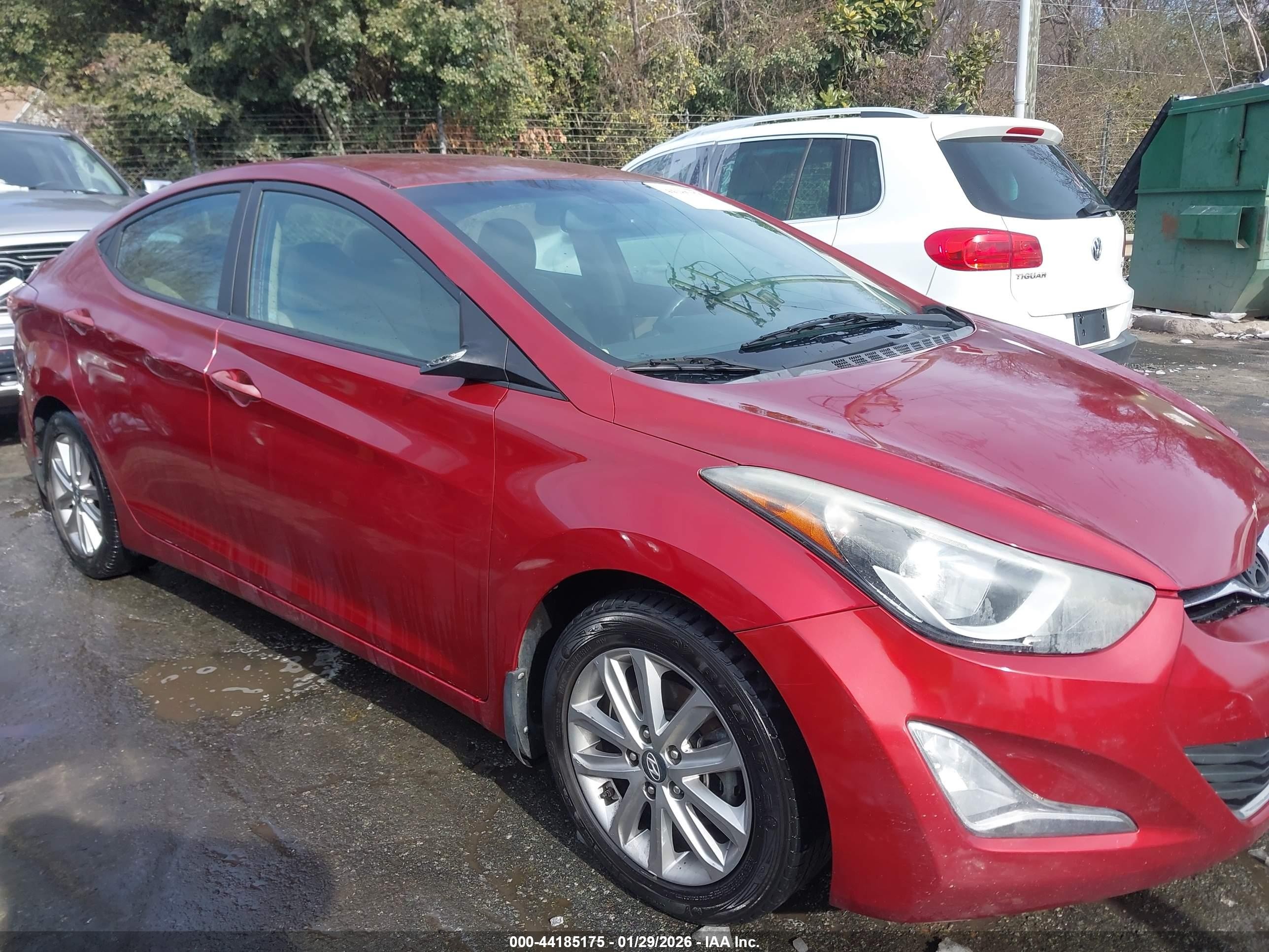 2014 Hyundai Elantra Se Красный vin: 5NPDH4AE8EH543067