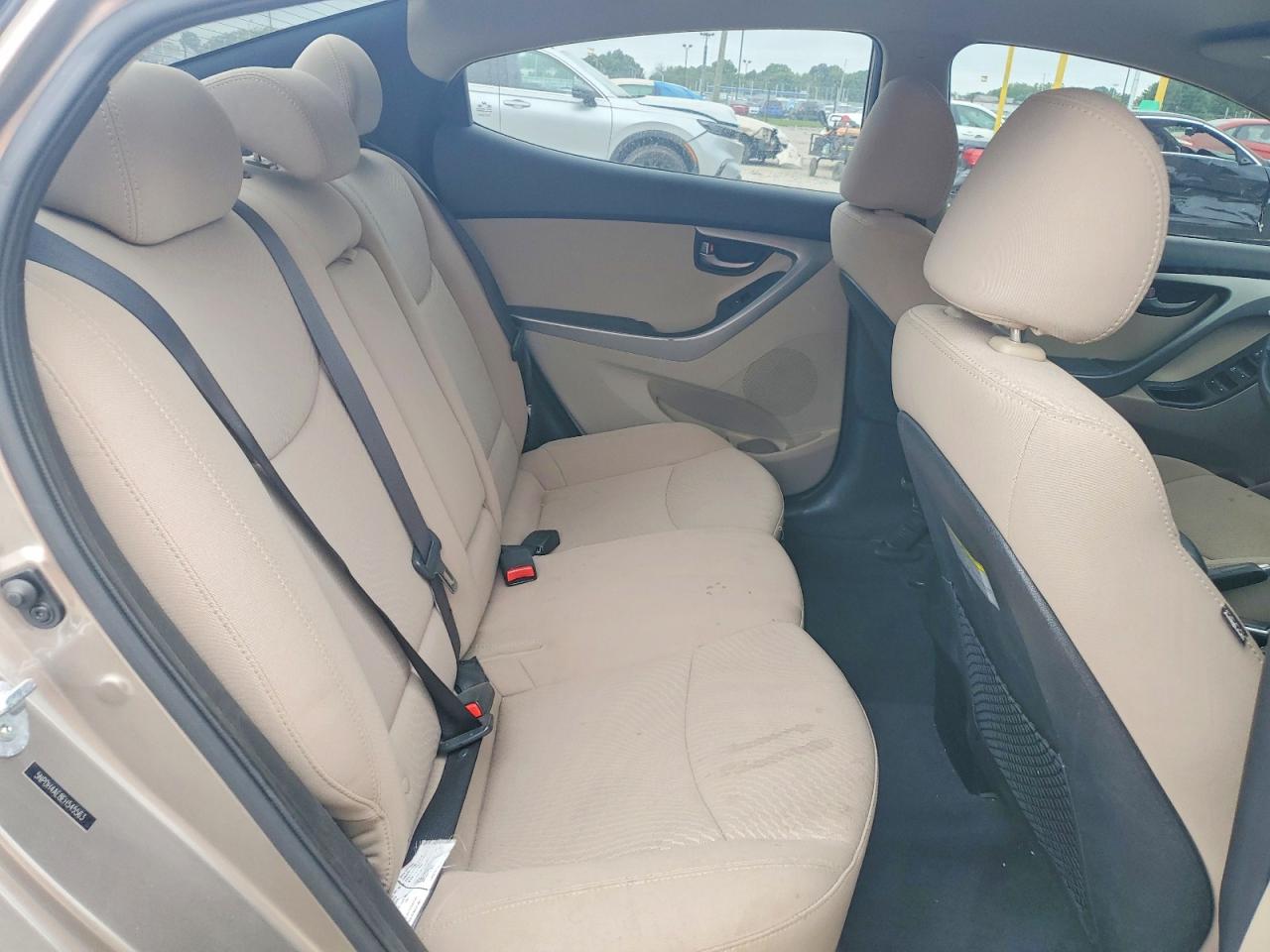 2014 Hyundai Elantra Se Gold vin: 5NPDH4AE8EH545563
