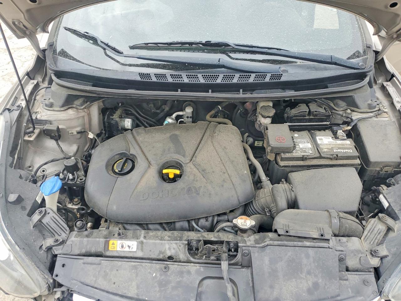 2014 Hyundai Elantra Se Gold vin: 5NPDH4AE8EH545563