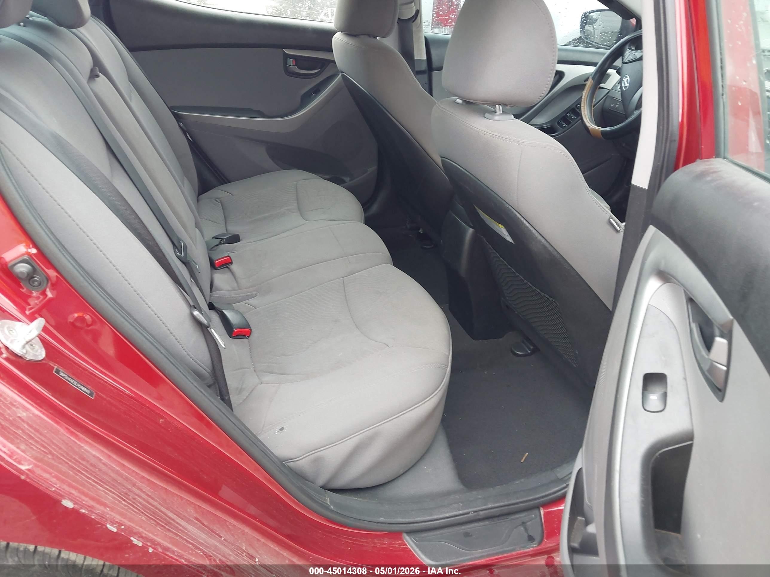 2014 Hyundai Elantra Se Burgundy vin: 5NPDH4AE8EH546843