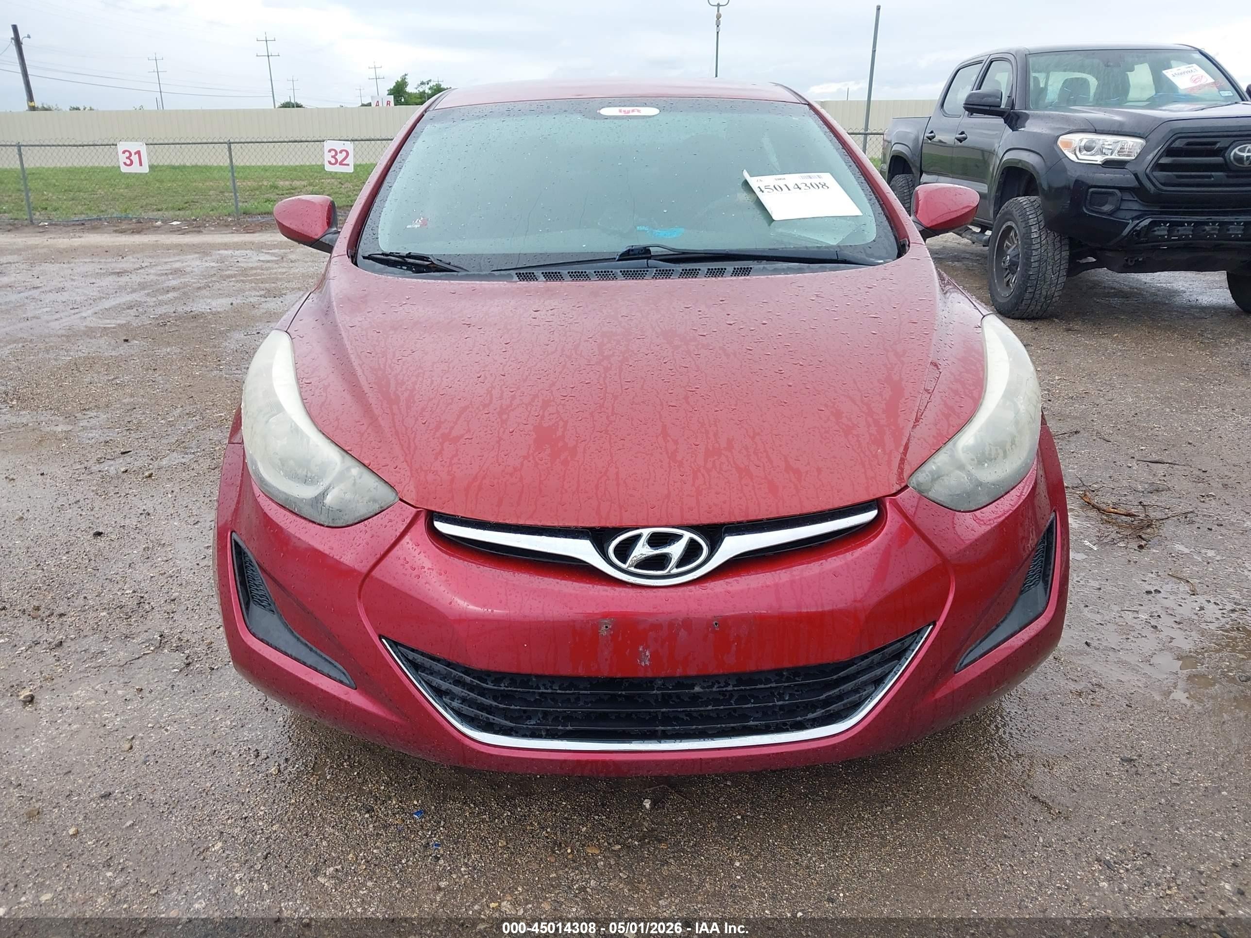 2014 Hyundai Elantra Se Burgundy vin: 5NPDH4AE8EH546843