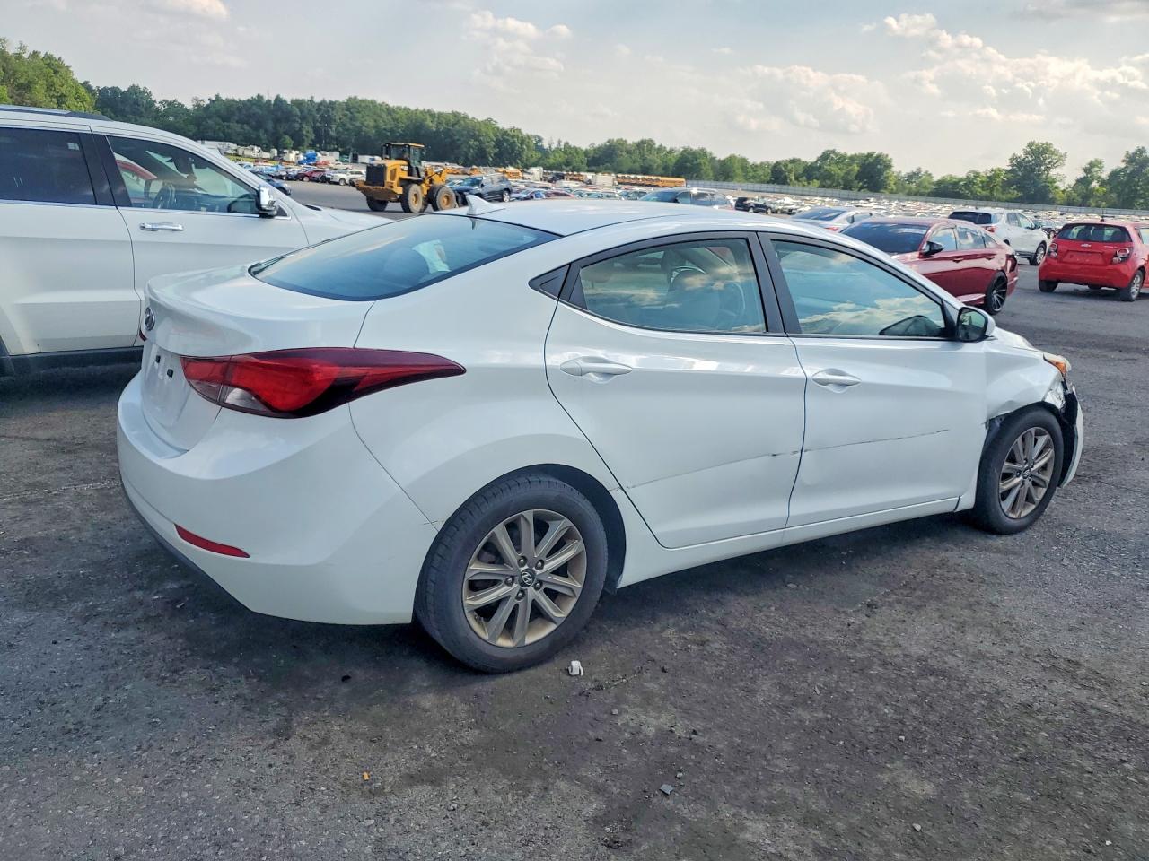 2015 Hyundai Elantra Se Белый vin: 5NPDH4AE8FH548478