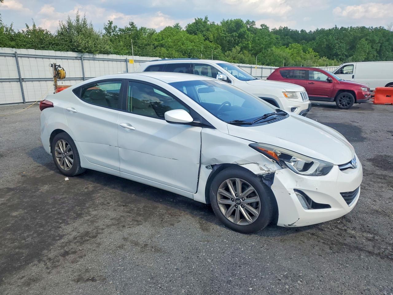 2015 Hyundai Elantra Se Белый vin: 5NPDH4AE8FH548478