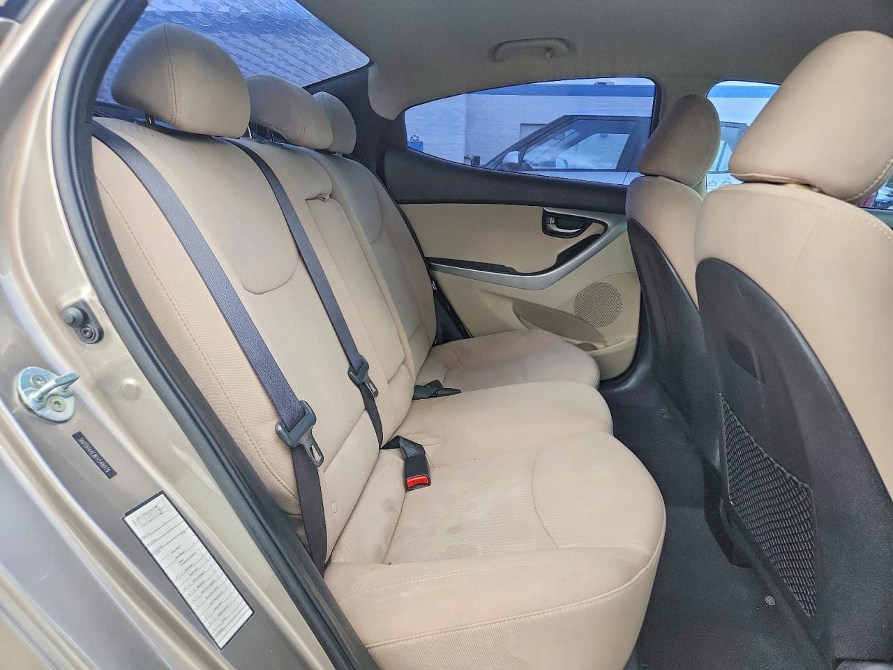 2015 Hyundai Elantra Se Silver vin: 5NPDH4AE8FH548979