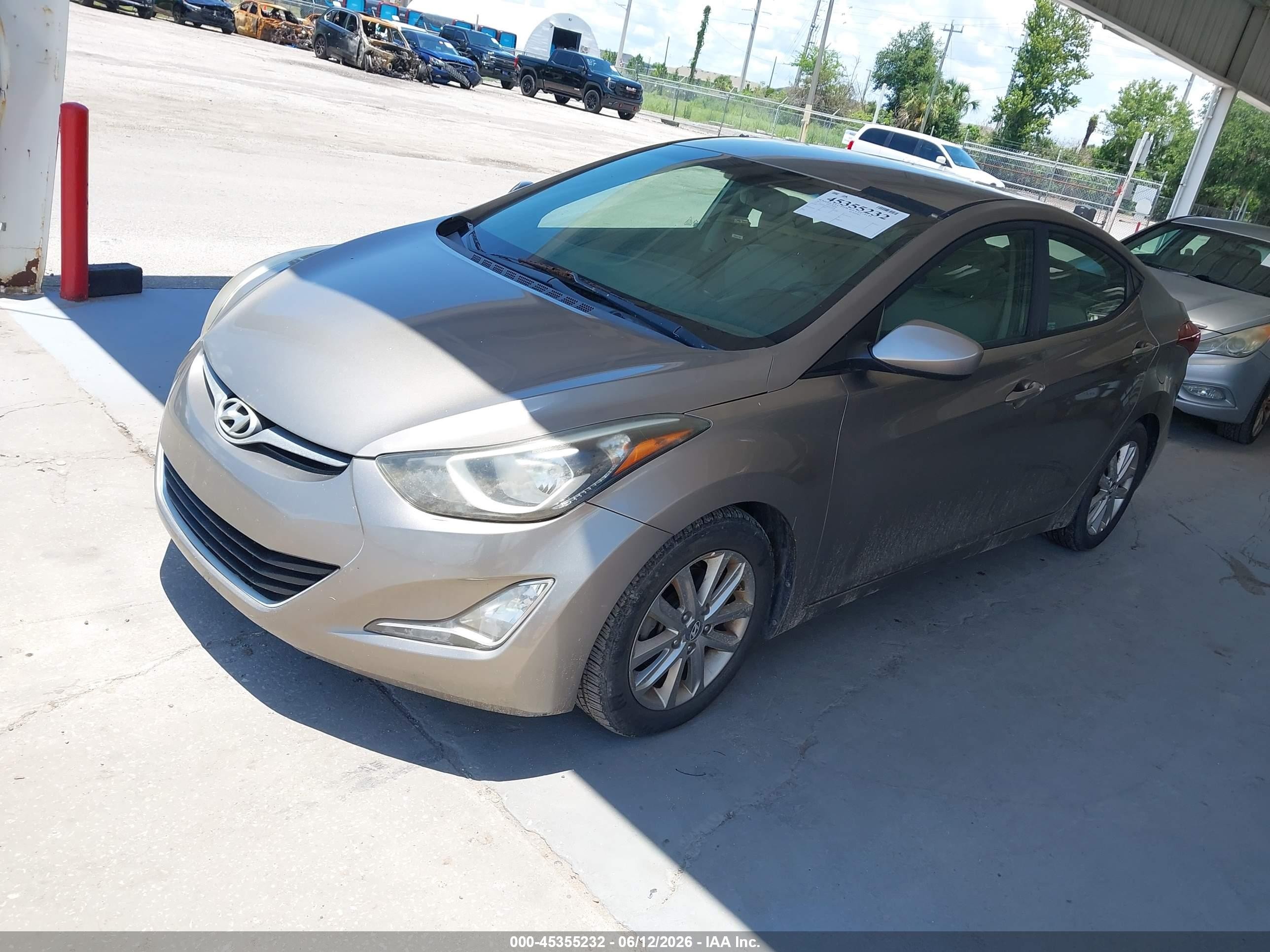 2015 Hyundai Elantra Se Золотой vin: 5NPDH4AE8FH559058