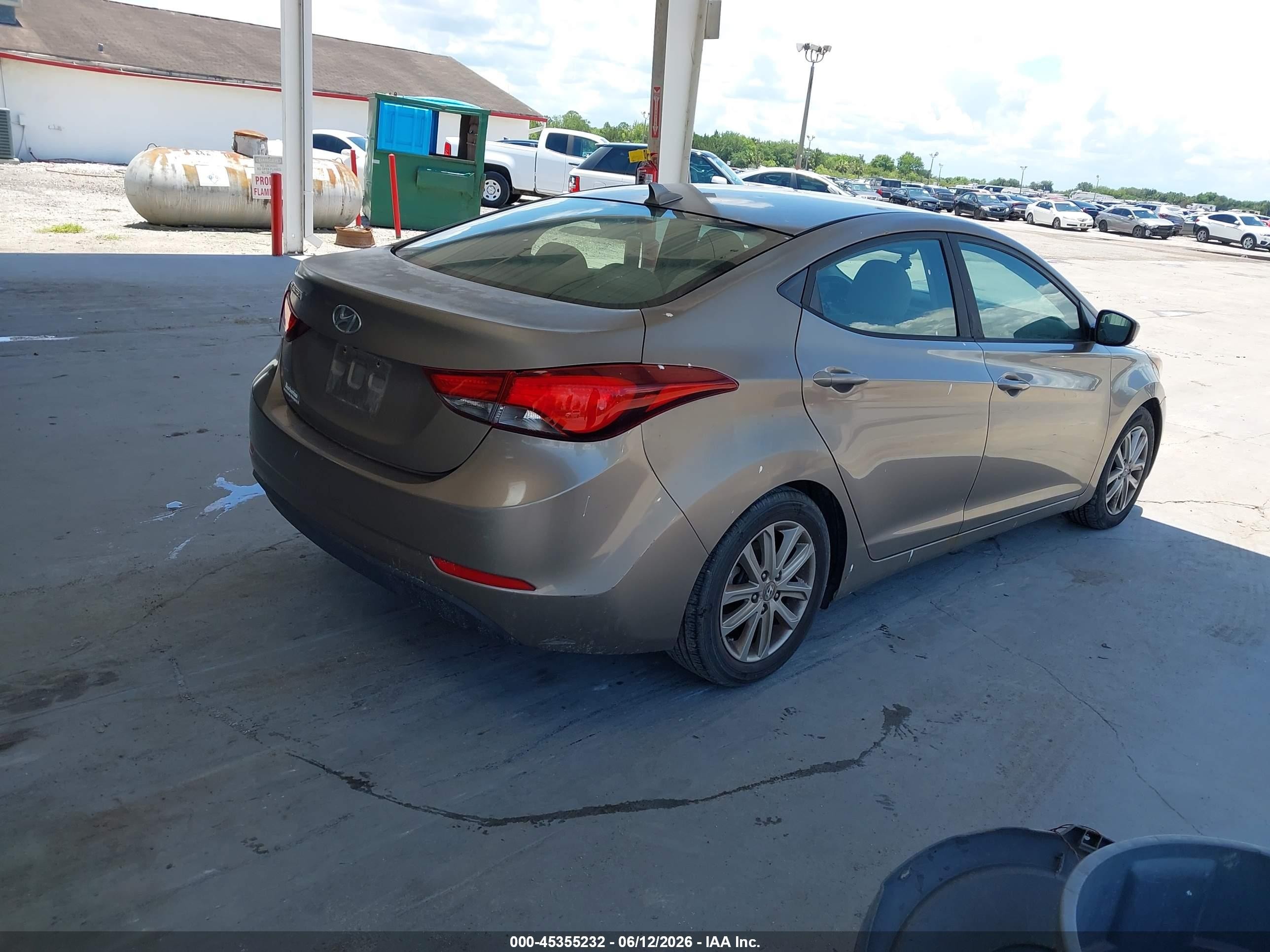 2015 Hyundai Elantra Se Золотой vin: 5NPDH4AE8FH559058