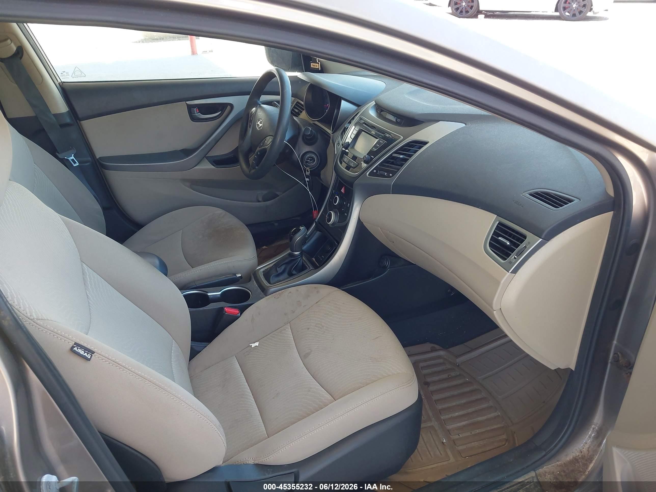 2015 Hyundai Elantra Se Золотой vin: 5NPDH4AE8FH559058