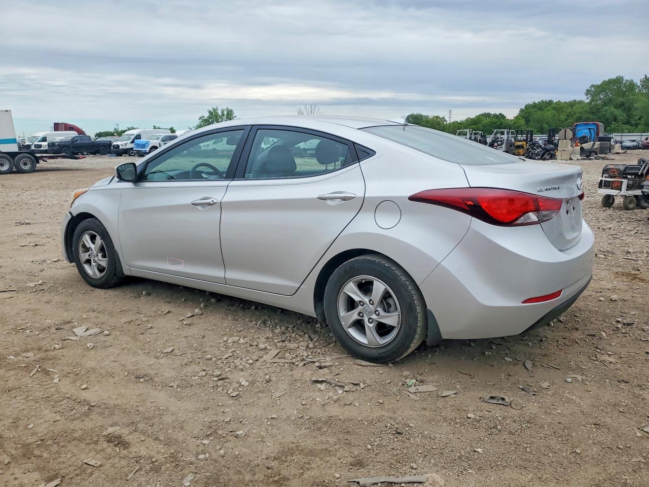 2015 Hyundai Elantra Se Silver vin: 5NPDH4AE8FH566866