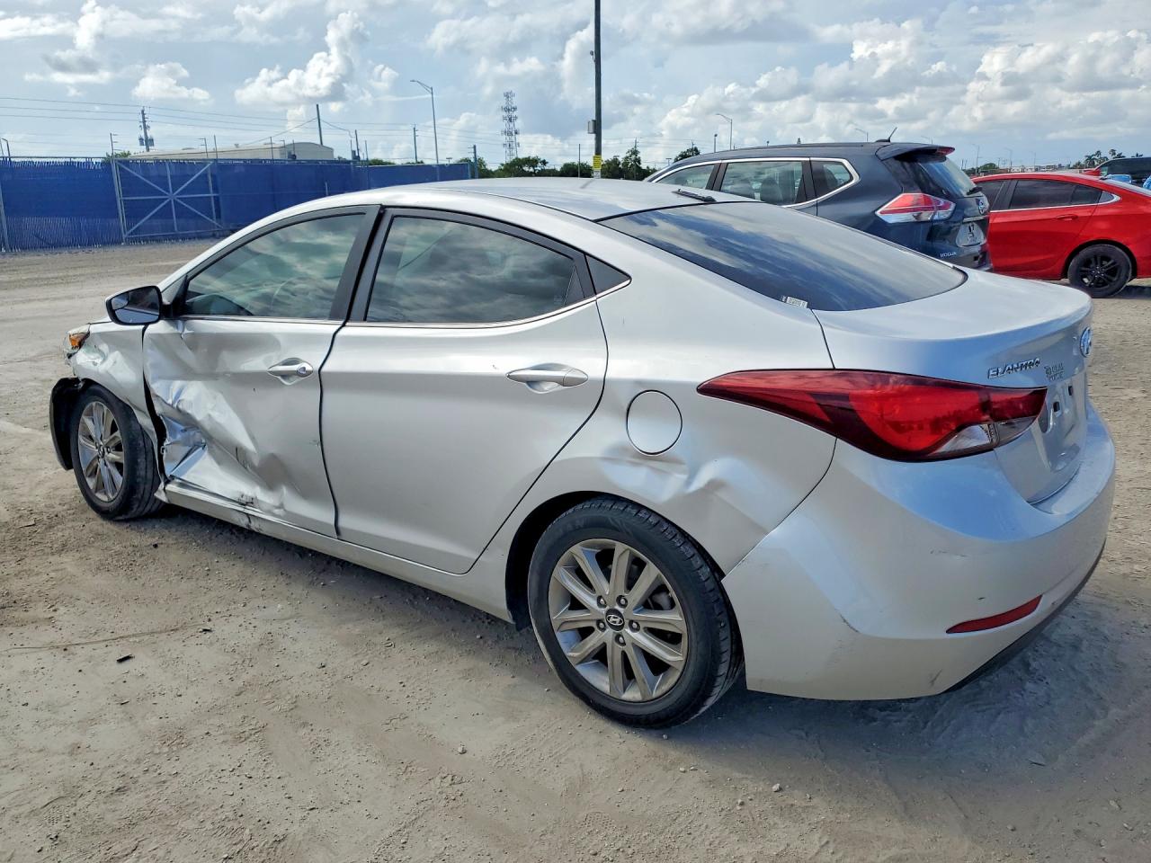 2015 Hyundai Elantra Se Silver vin: 5NPDH4AE8FH574594