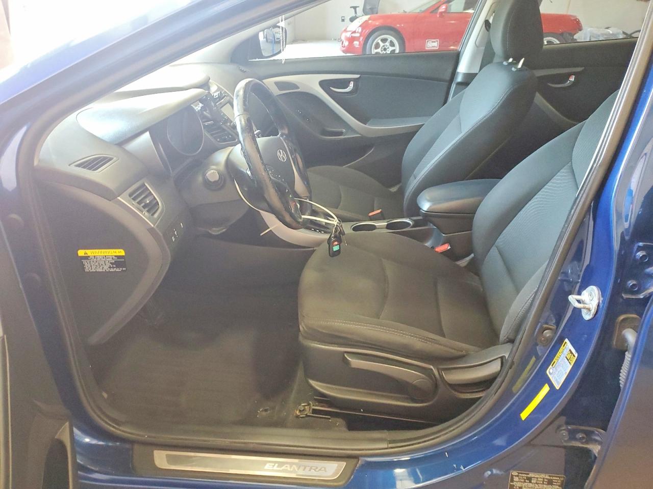 2015 Hyundai Elantra Se Синий vin: 5NPDH4AE8FH575230
