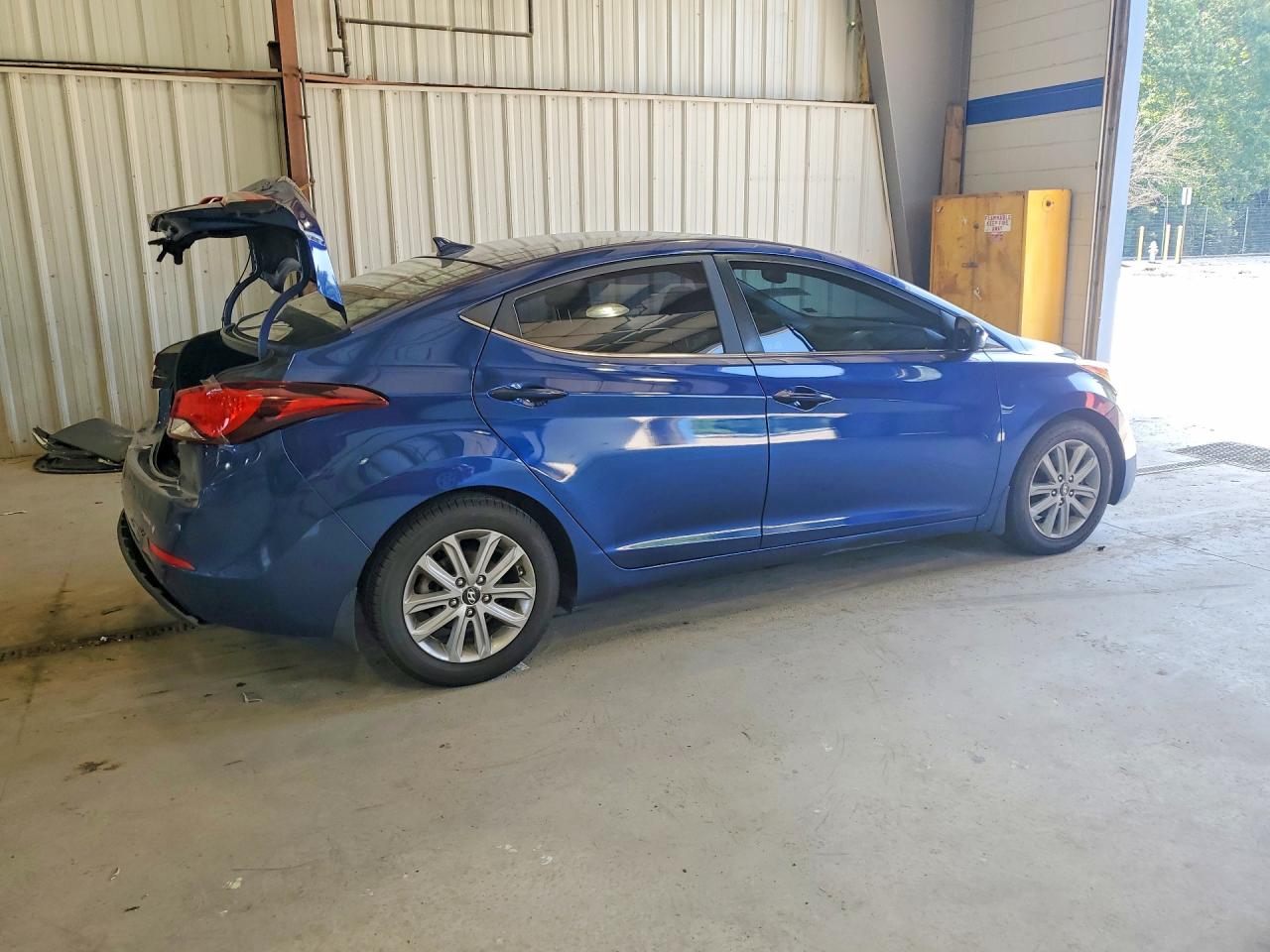 2015 Hyundai Elantra Se Синий vin: 5NPDH4AE8FH575230