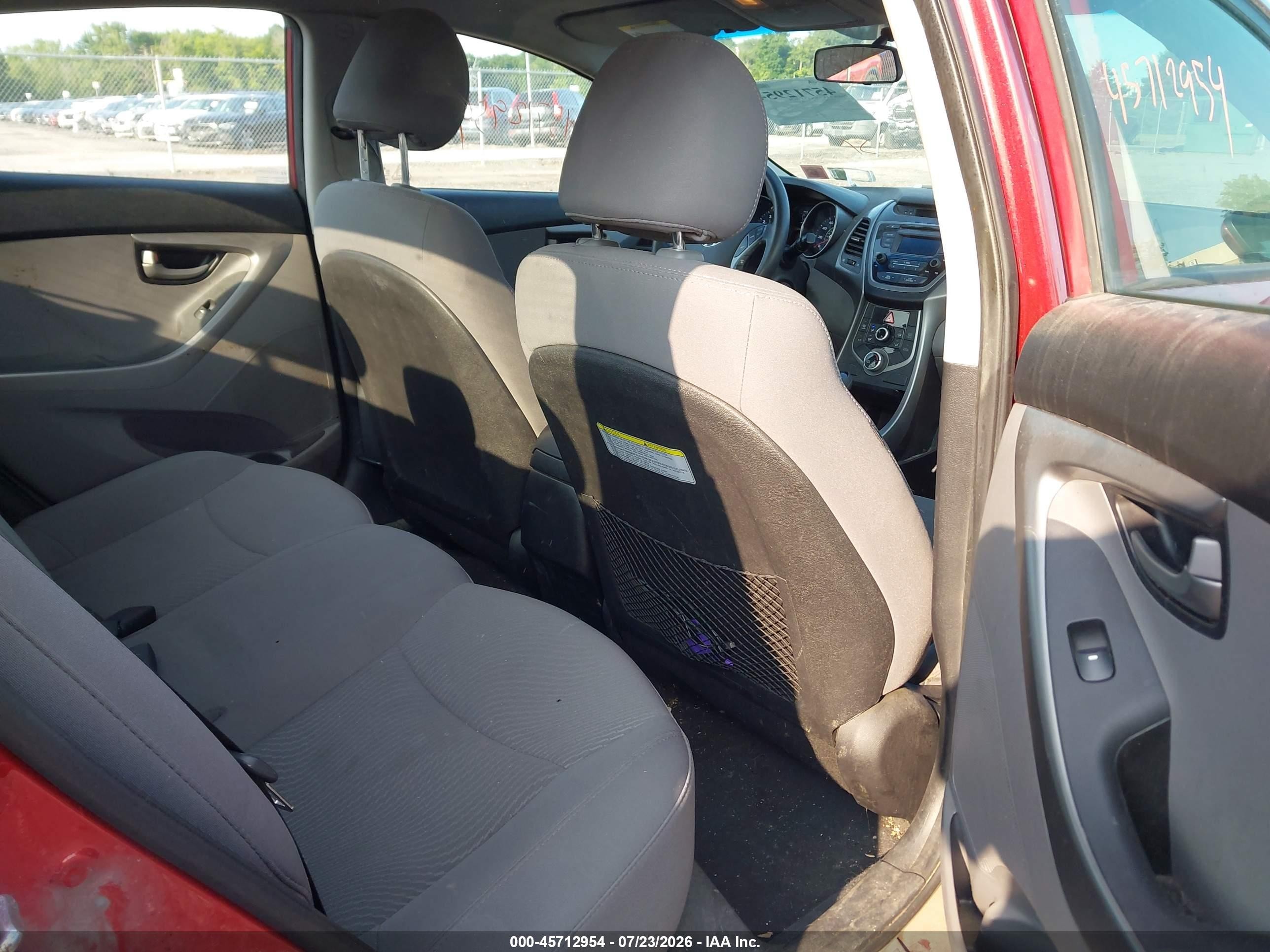 2015 Hyundai Elantra Se Red vin: 5NPDH4AE8FH575535