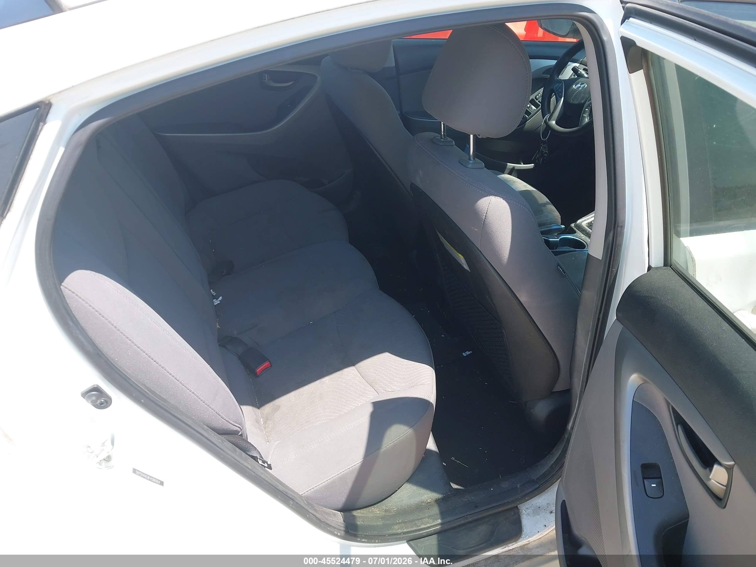 2015 Hyundai Elantra Se White vin: 5NPDH4AE8FH586664