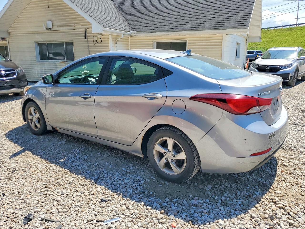 2015 Hyundai Elantra Se Silver vin: 5NPDH4AE8FH586793