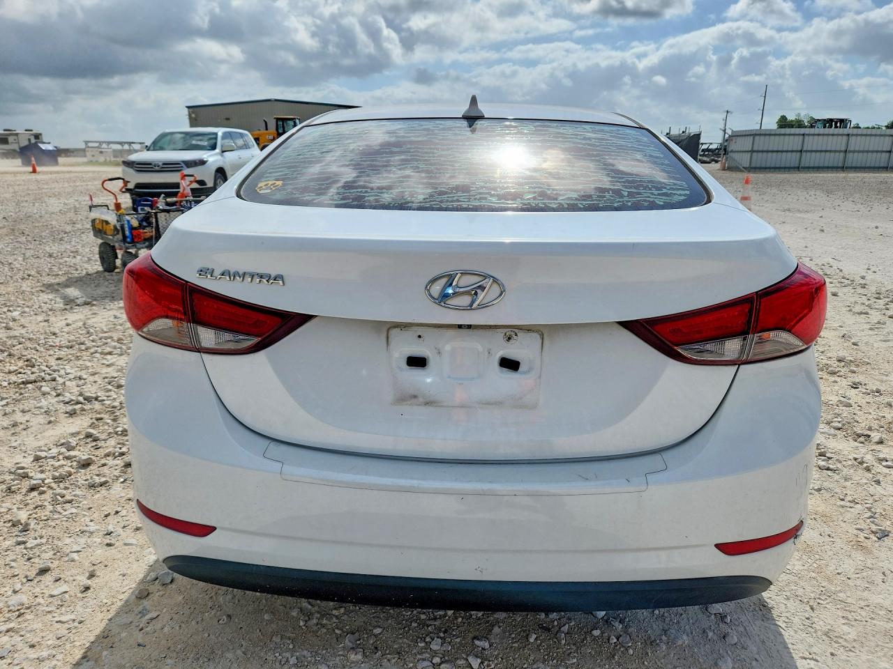 2015 Hyundai Elantra Se Белый vin: 5NPDH4AE8FH588530