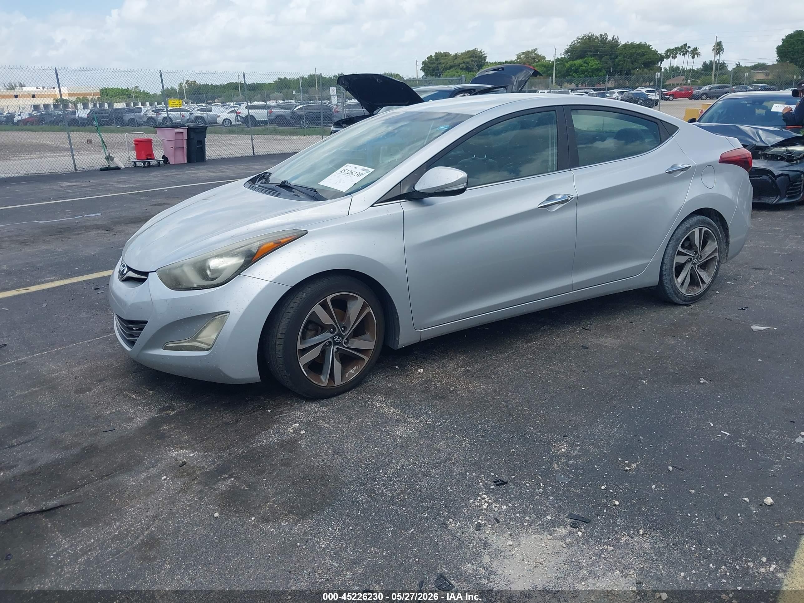 2015 Hyundai Elantra Limited Серебряный vin: 5NPDH4AE8FH596501