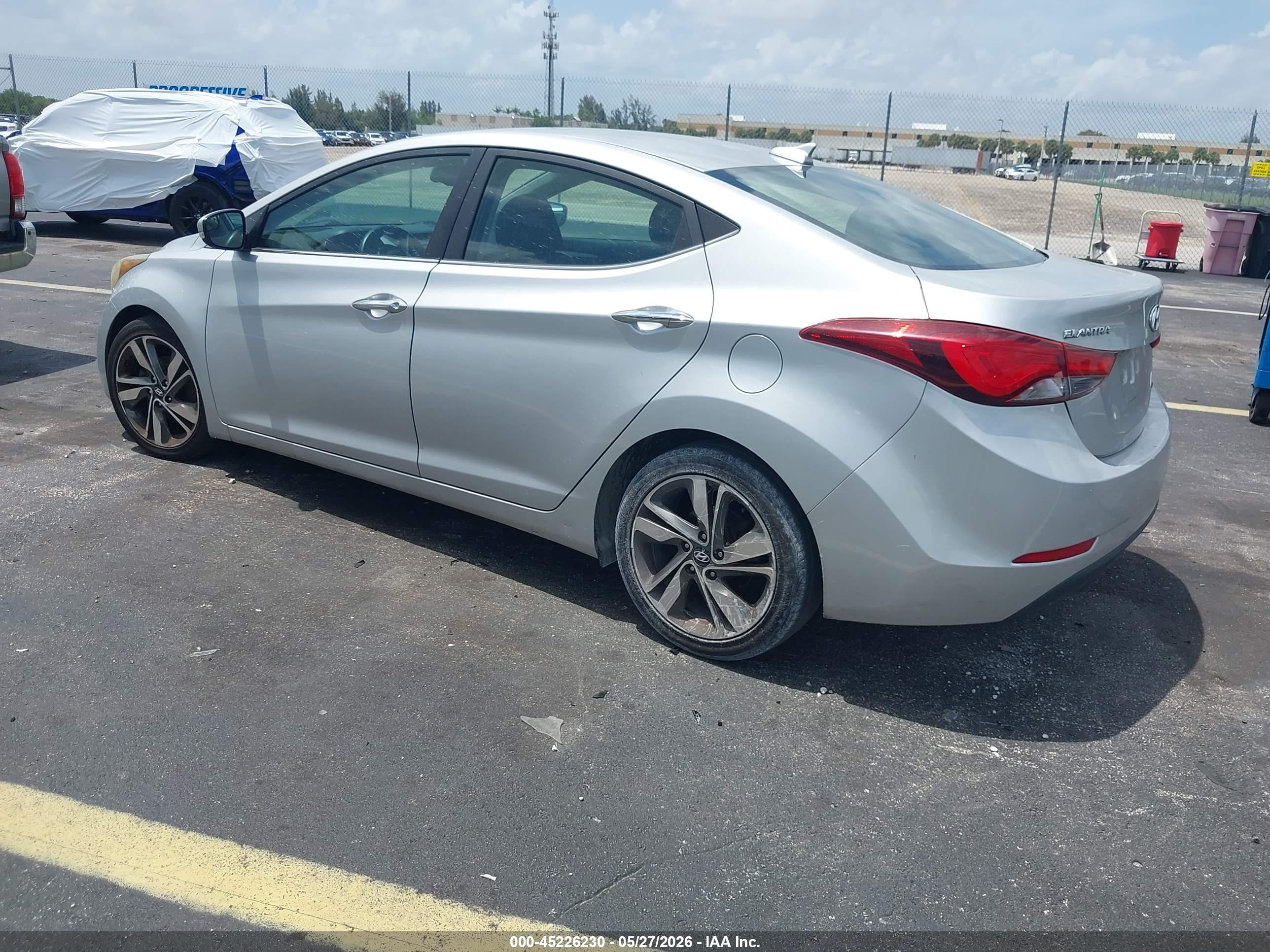 2015 Hyundai Elantra Limited Серебряный vin: 5NPDH4AE8FH596501