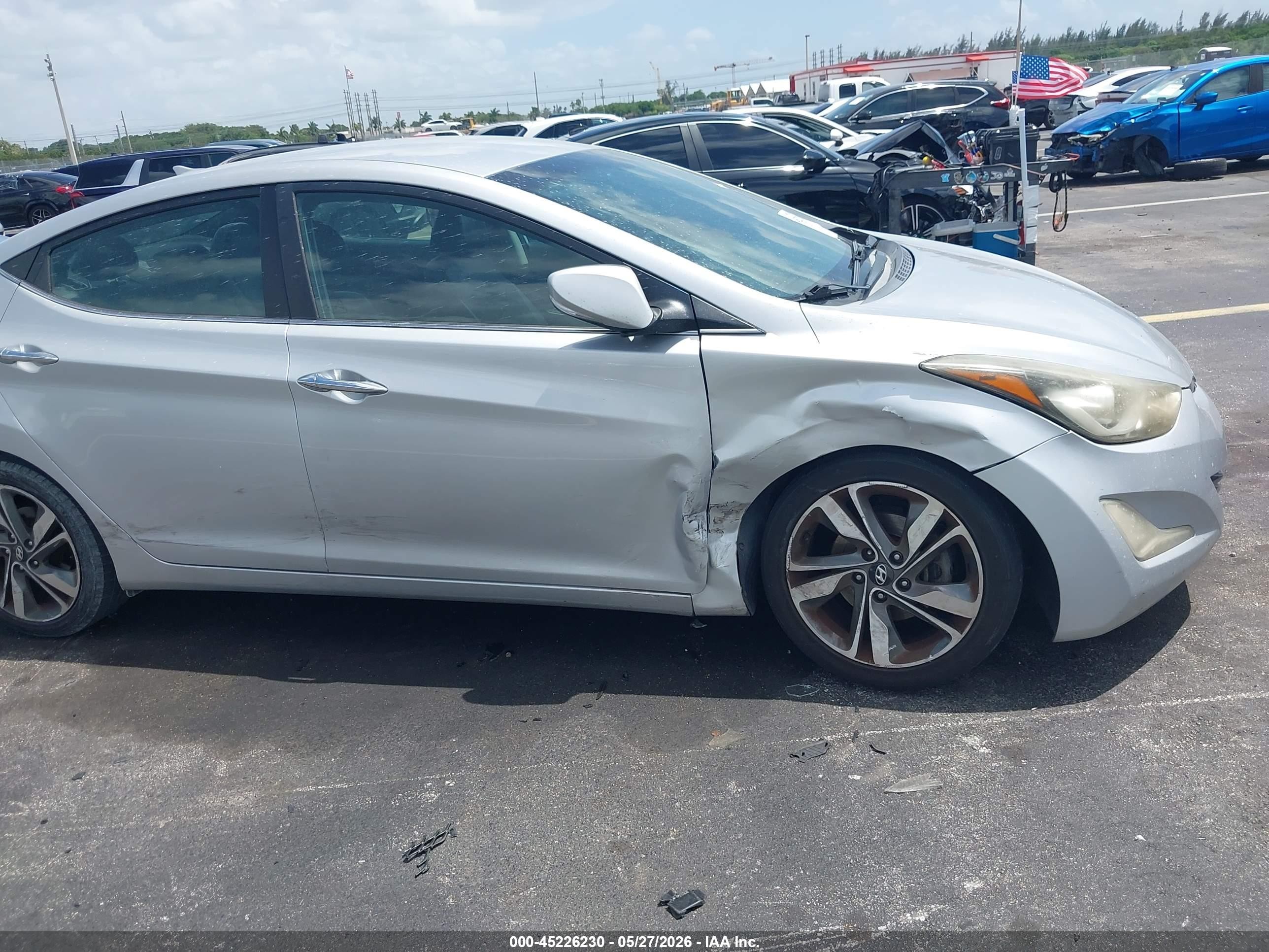 2015 Hyundai Elantra Limited Серебряный vin: 5NPDH4AE8FH596501