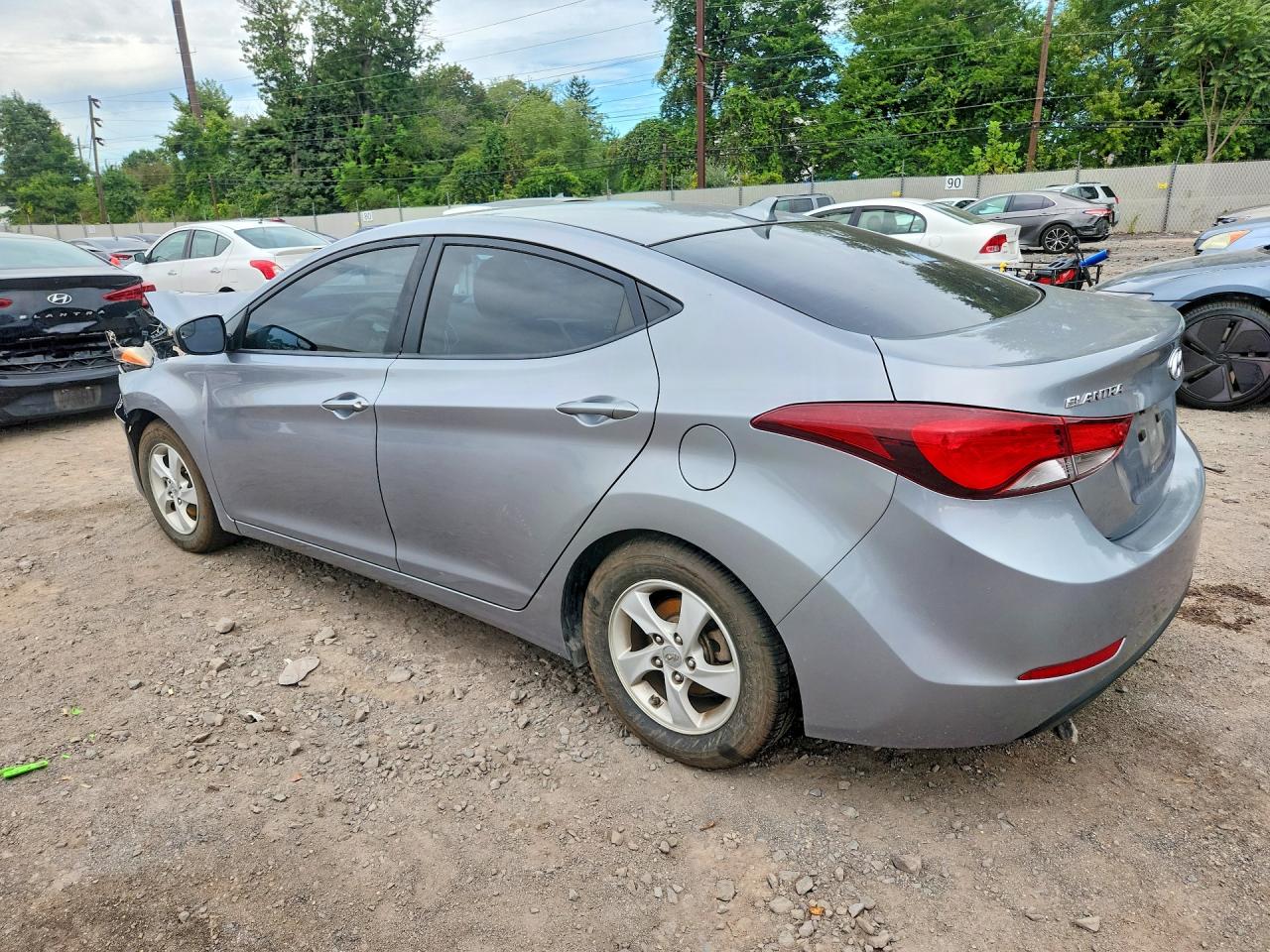 2015 Hyundai Elantra Se Silver vin: 5NPDH4AE8FH600157