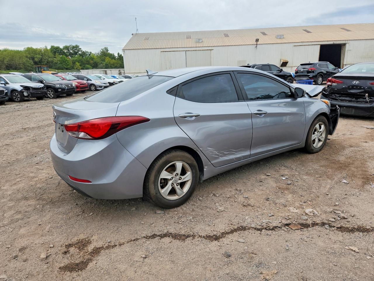 2015 Hyundai Elantra Se Silver vin: 5NPDH4AE8FH600157