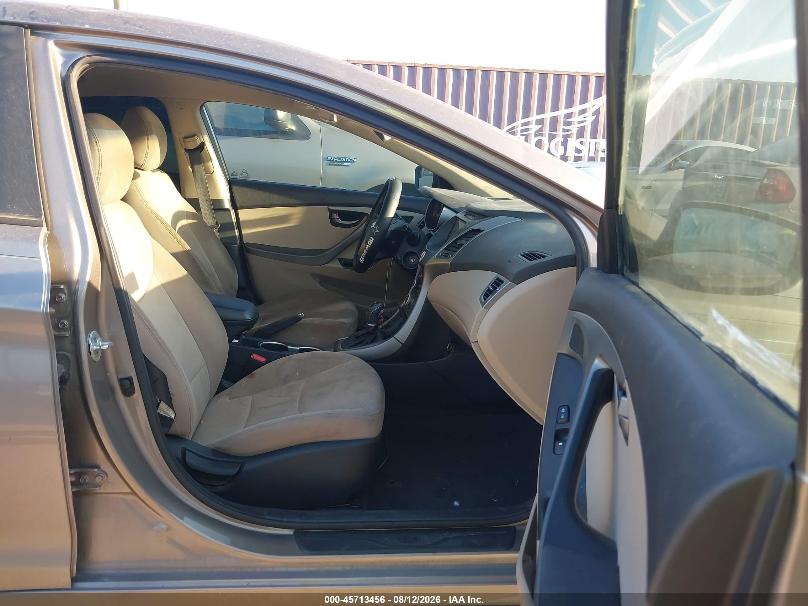 2015 Hyundai Elantra Se Brown vin: 5NPDH4AE8FH600305