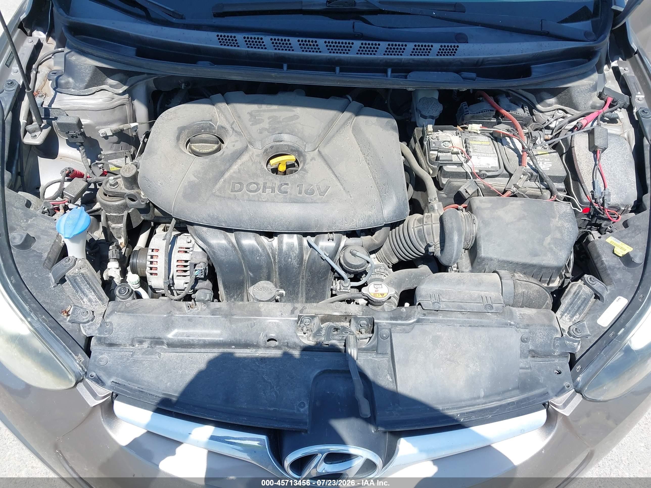 2015 Hyundai Elantra Se Brown vin: 5NPDH4AE8FH600305