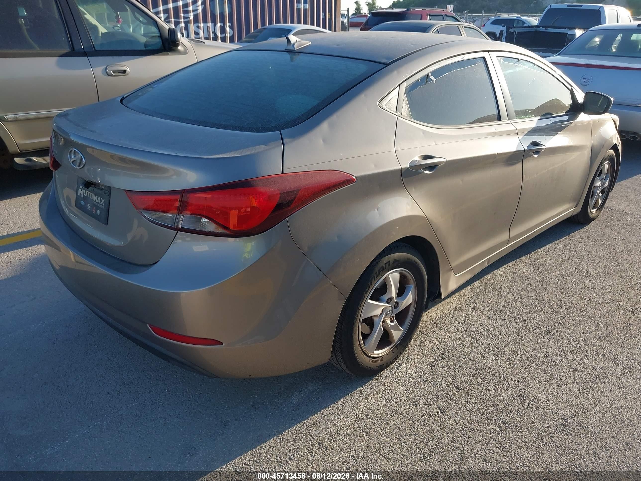 2015 Hyundai Elantra Se Brown vin: 5NPDH4AE8FH600305