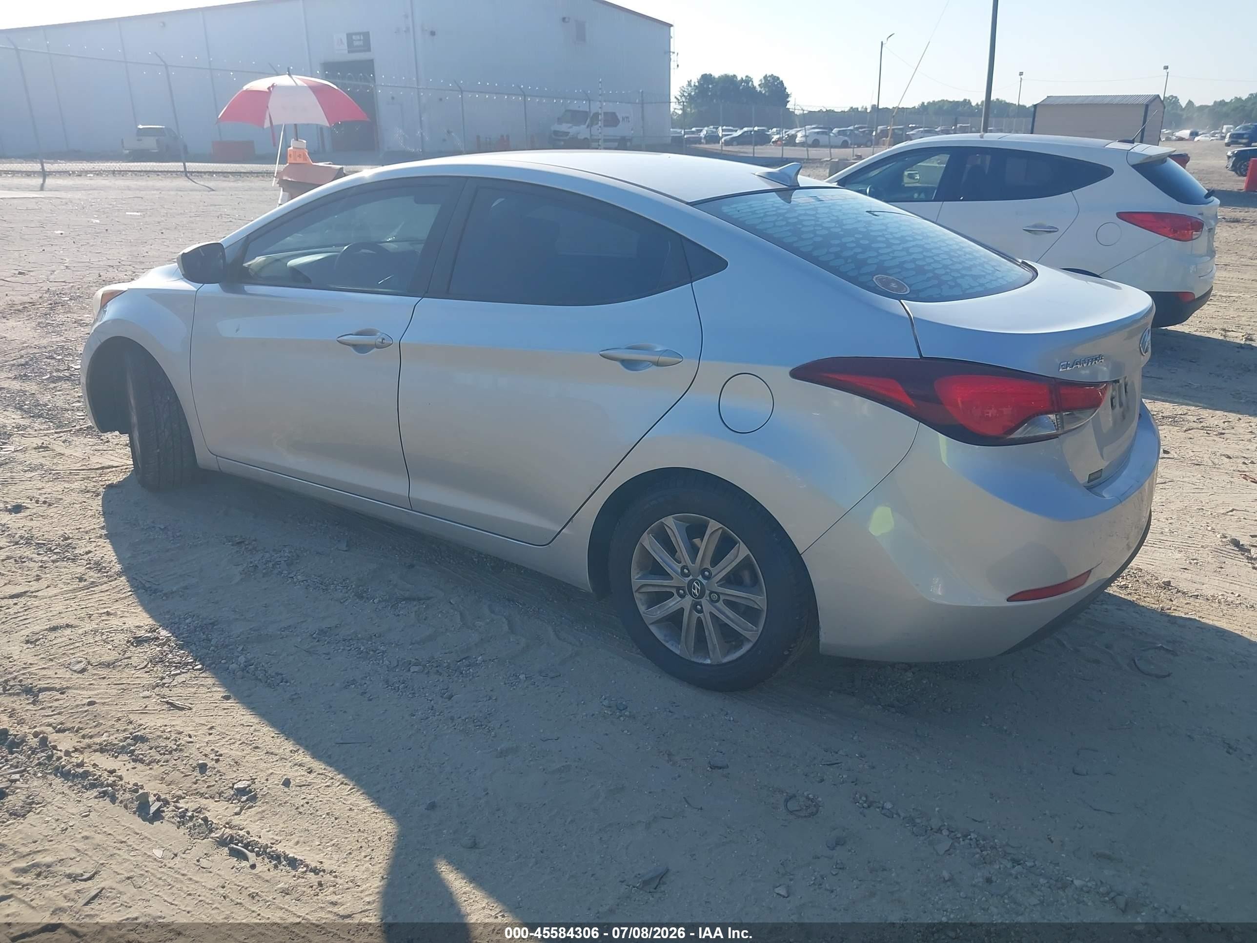 2015 Hyundai Elantra Se Серебряный vin: 5NPDH4AE8FH601387