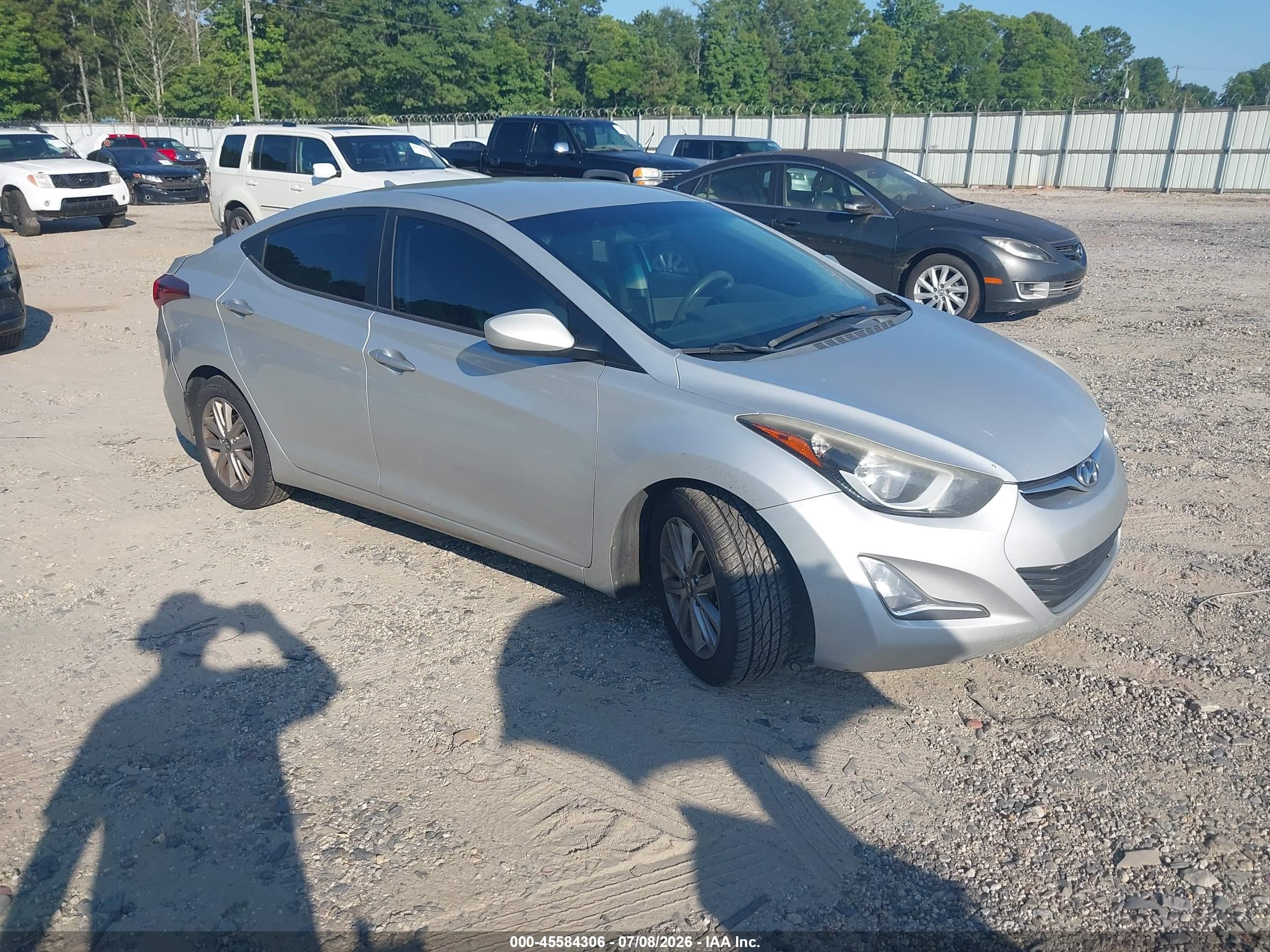 2015 Hyundai Elantra Se Серебряный vin: 5NPDH4AE8FH601387