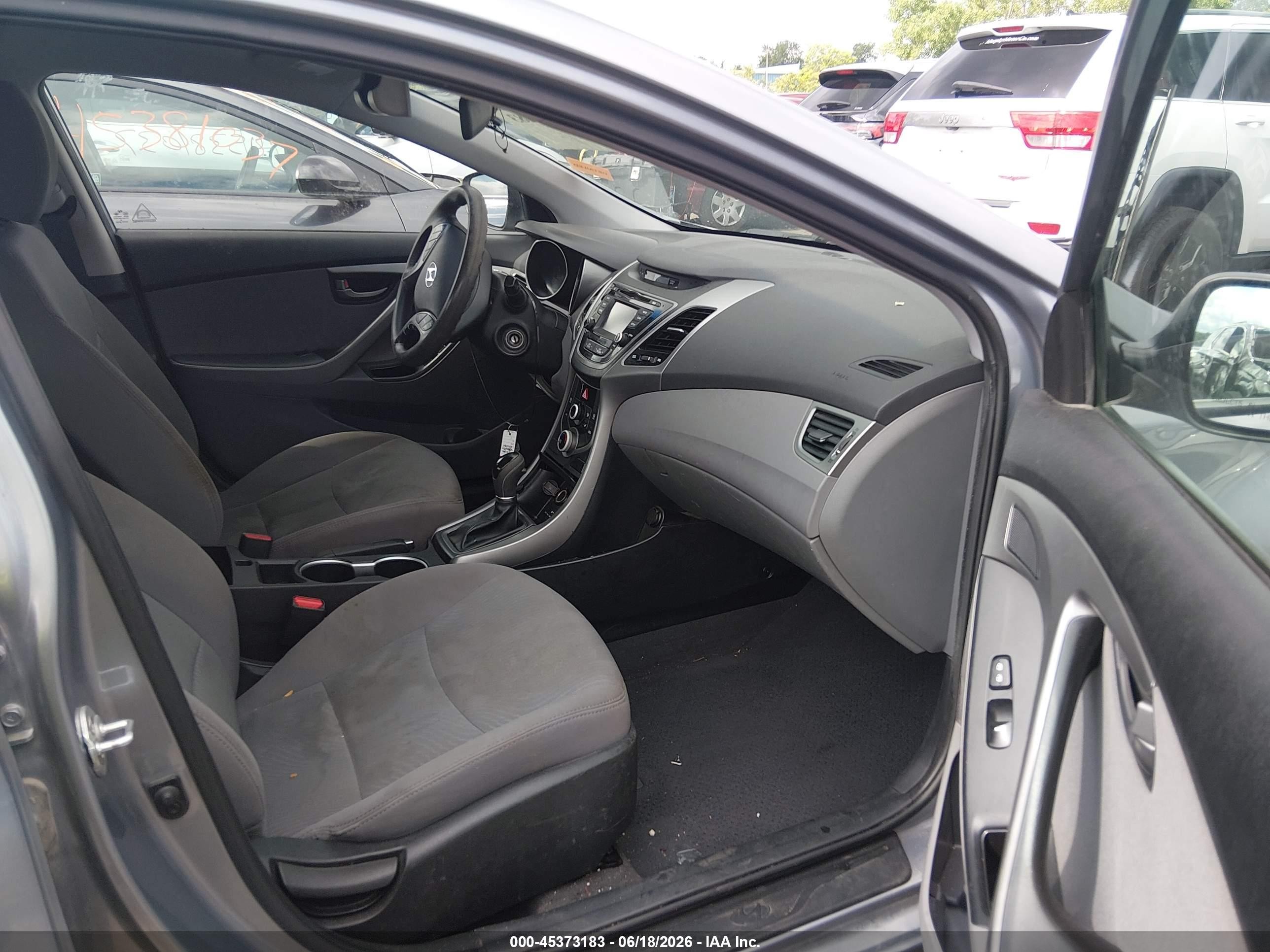 2015 Hyundai Elantra Se Gray vin: 5NPDH4AE8FH604189