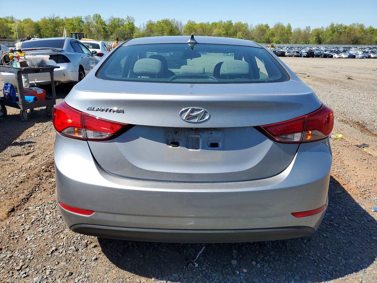 2015 Hyundai Elantra Se Silver vin: 5NPDH4AE8FH609408