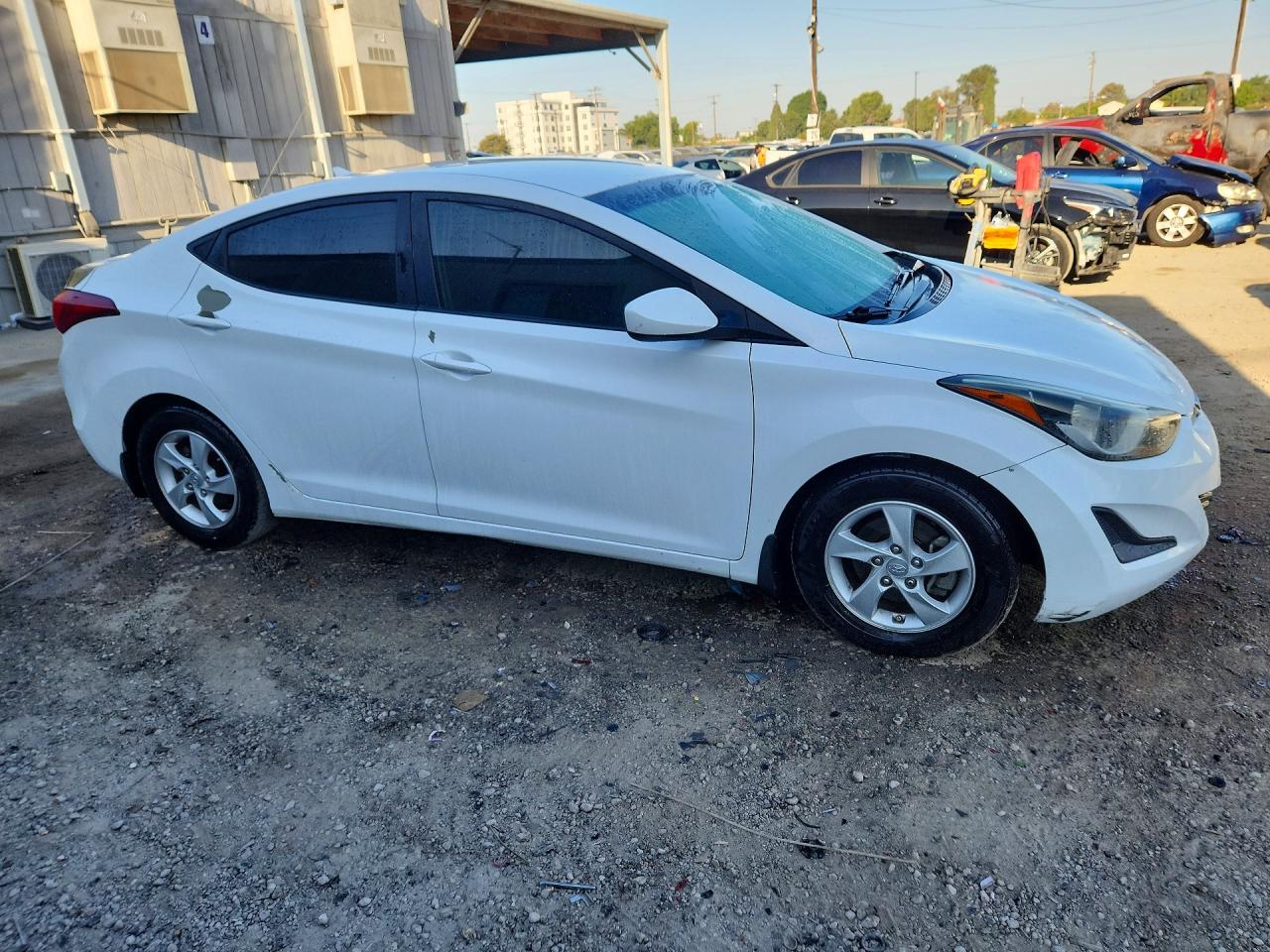2015 Hyundai Elantra Se White vin: 5NPDH4AE8FH609893