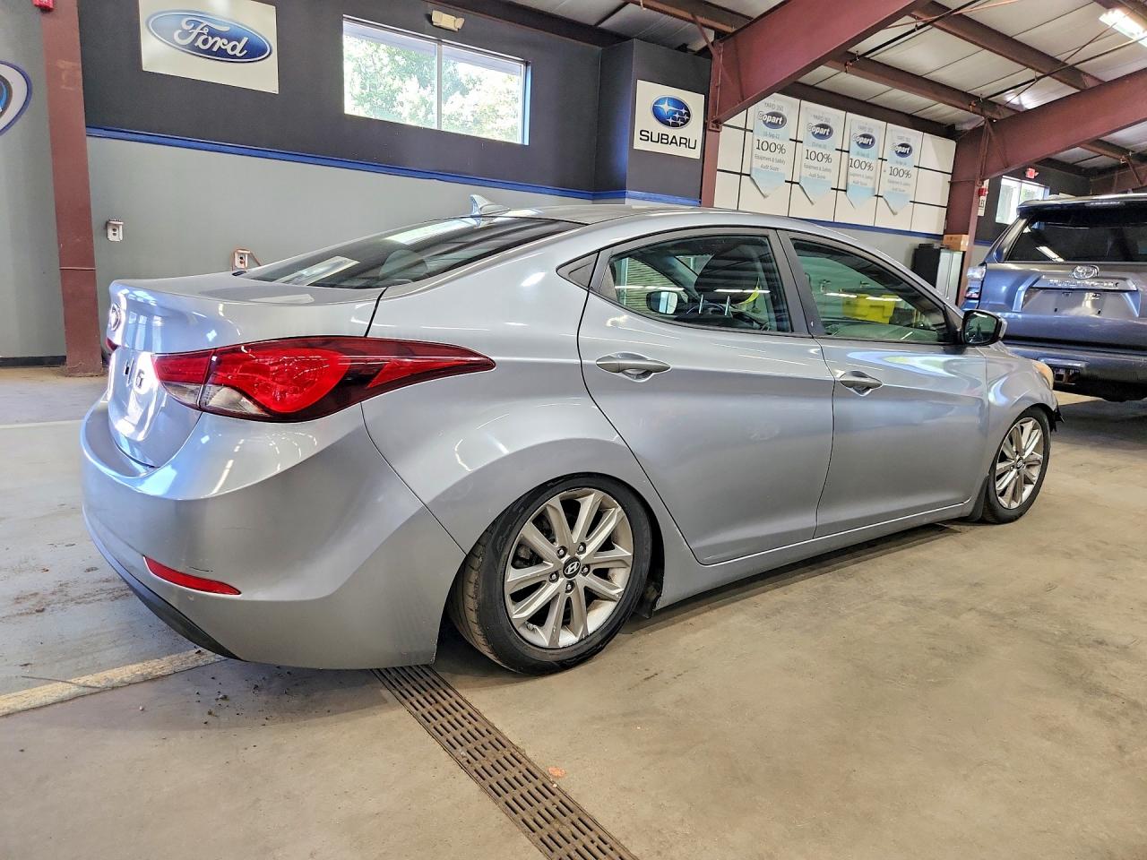 2015 Hyundai Elantra Se Gray vin: 5NPDH4AE8FH613684