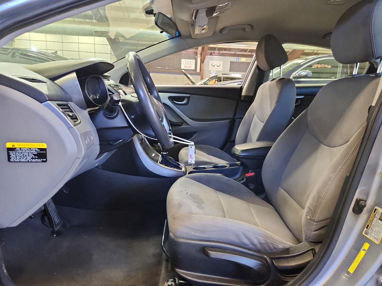 2015 Hyundai Elantra Se Gray vin: 5NPDH4AE8FH613684