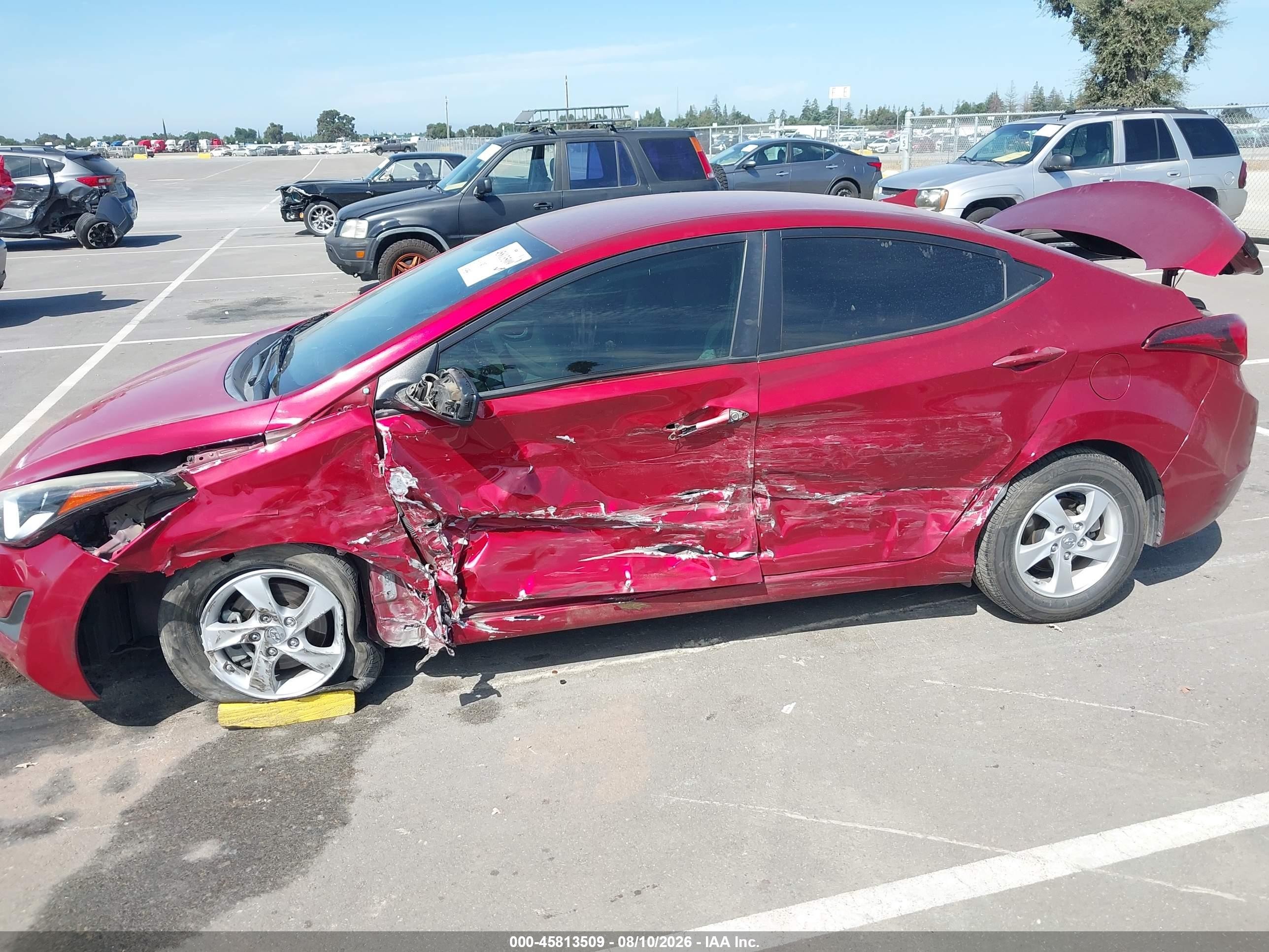2015 Hyundai Elantra Se Красный vin: 5NPDH4AE8FH616522
