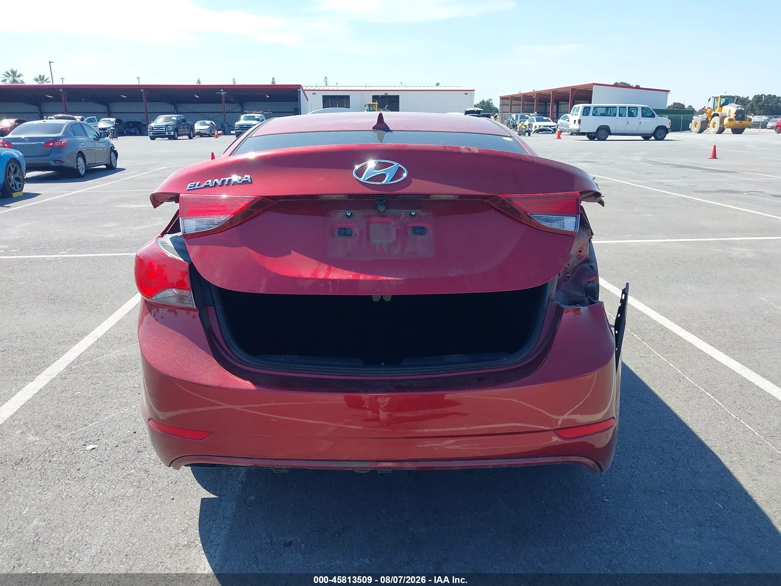 2015 Hyundai Elantra Se Красный vin: 5NPDH4AE8FH616522