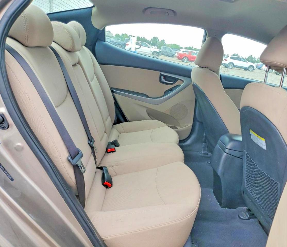 2015 Hyundai Elantra Se Желто-коричневый vin: 5NPDH4AE8FH618125